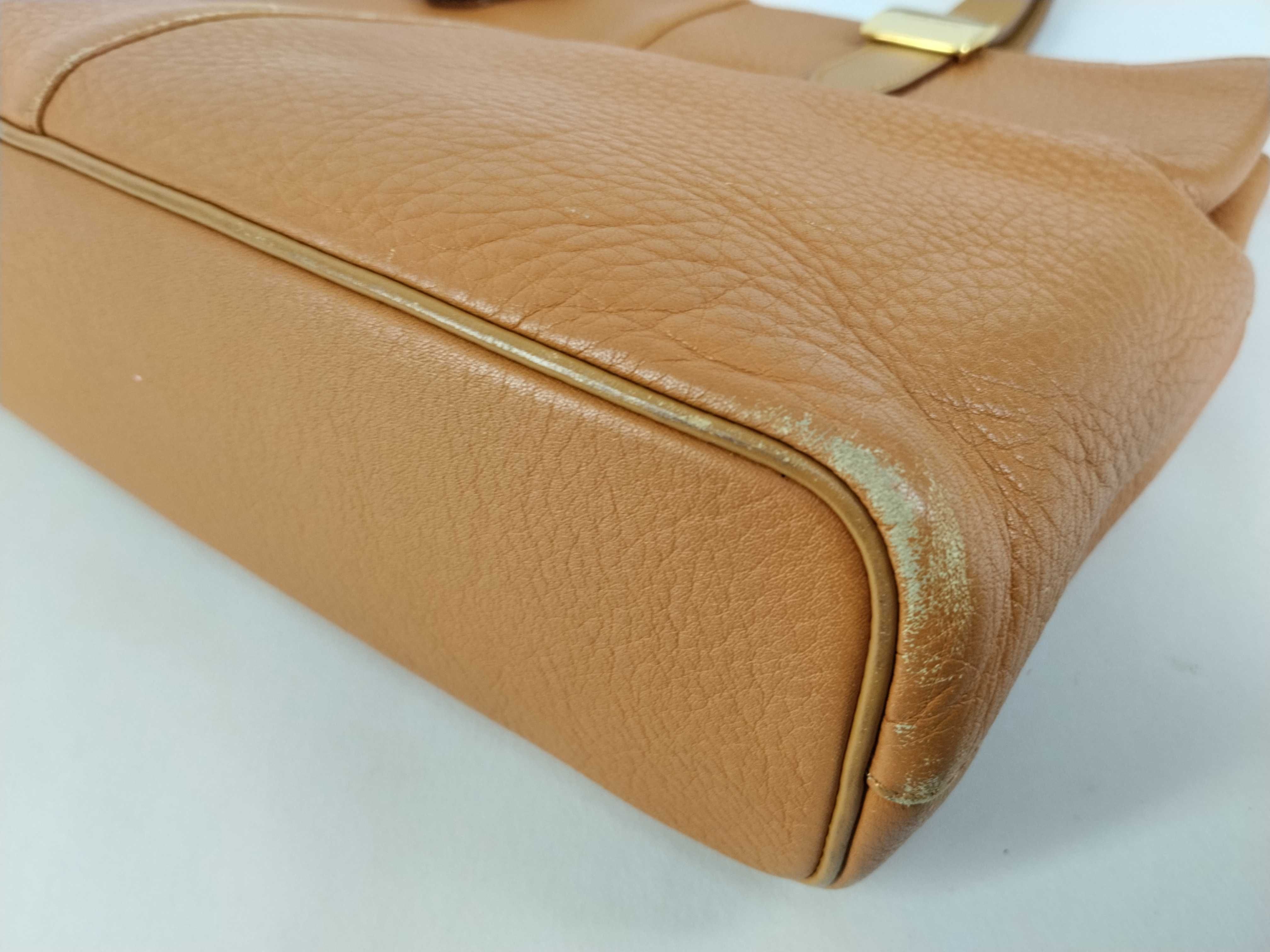 bag, Burberry Nova Check pattern, calf leather tote handbag, camel-colored, gold hardware tote bag — view 6