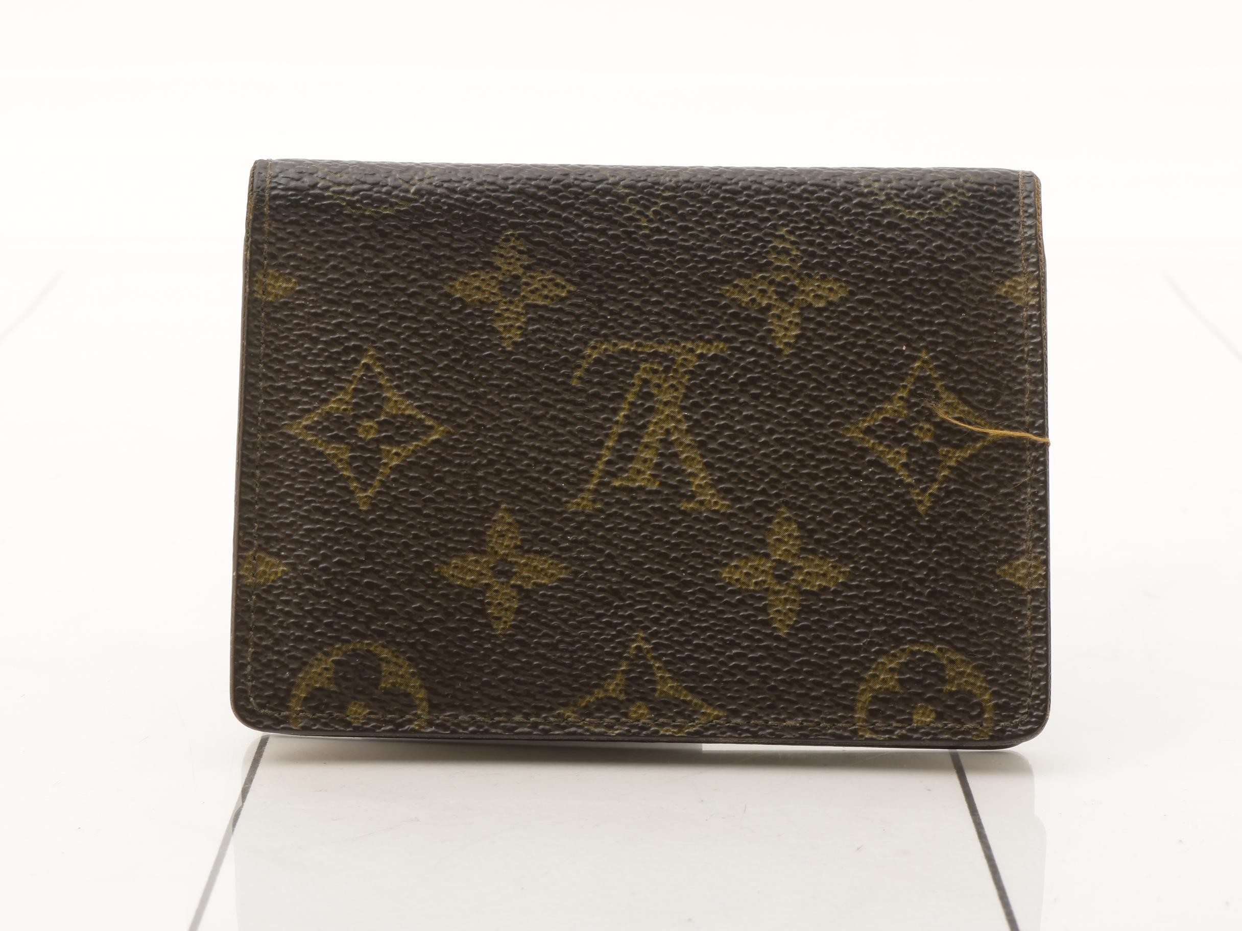 Card case — view 2