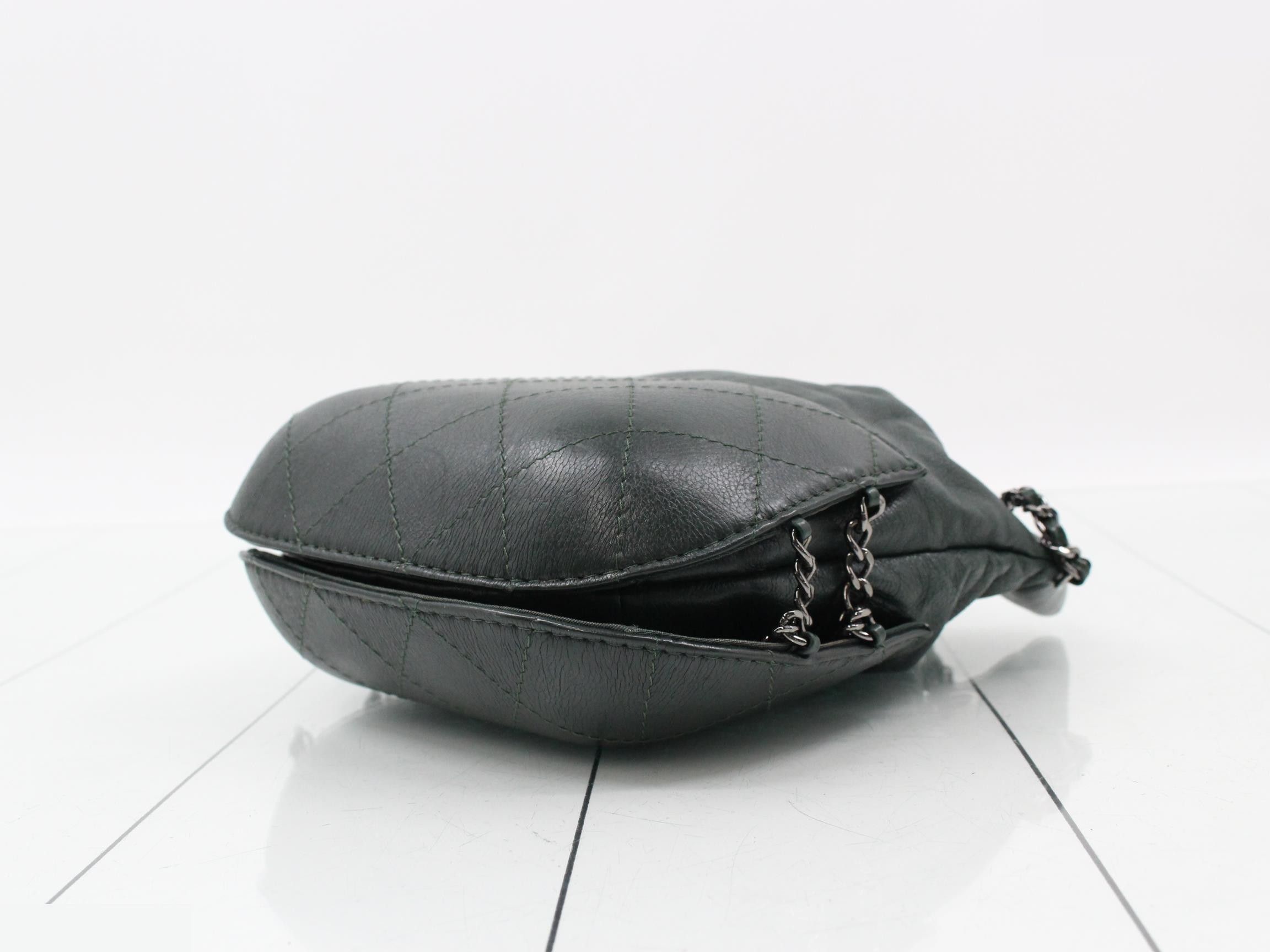 Leather Coco Mark drawstring chain shoulder bag, green — view 6