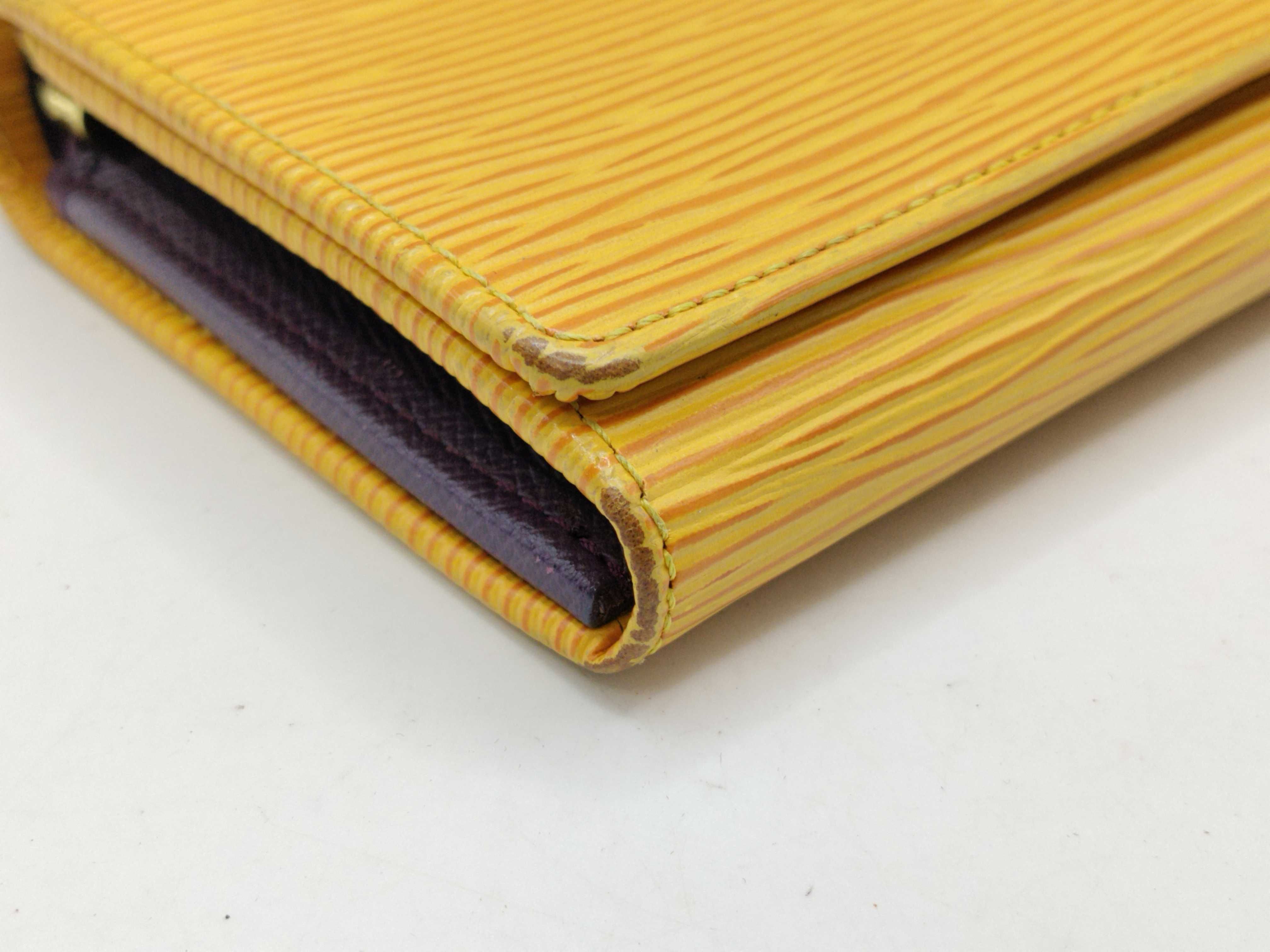 Epi Bi-fold Wallet, Yellow — view 5