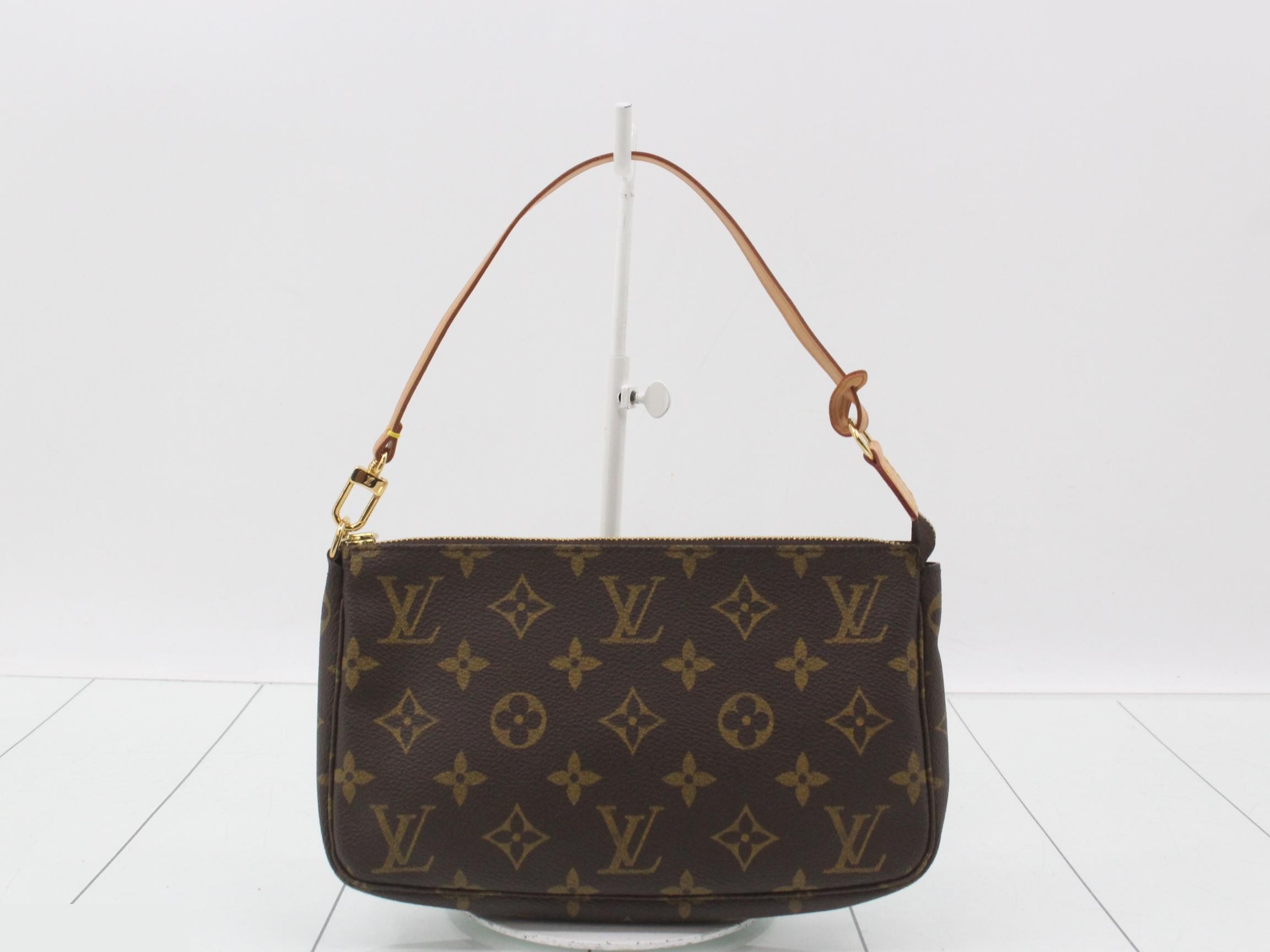Pochette Accessoires (old model)