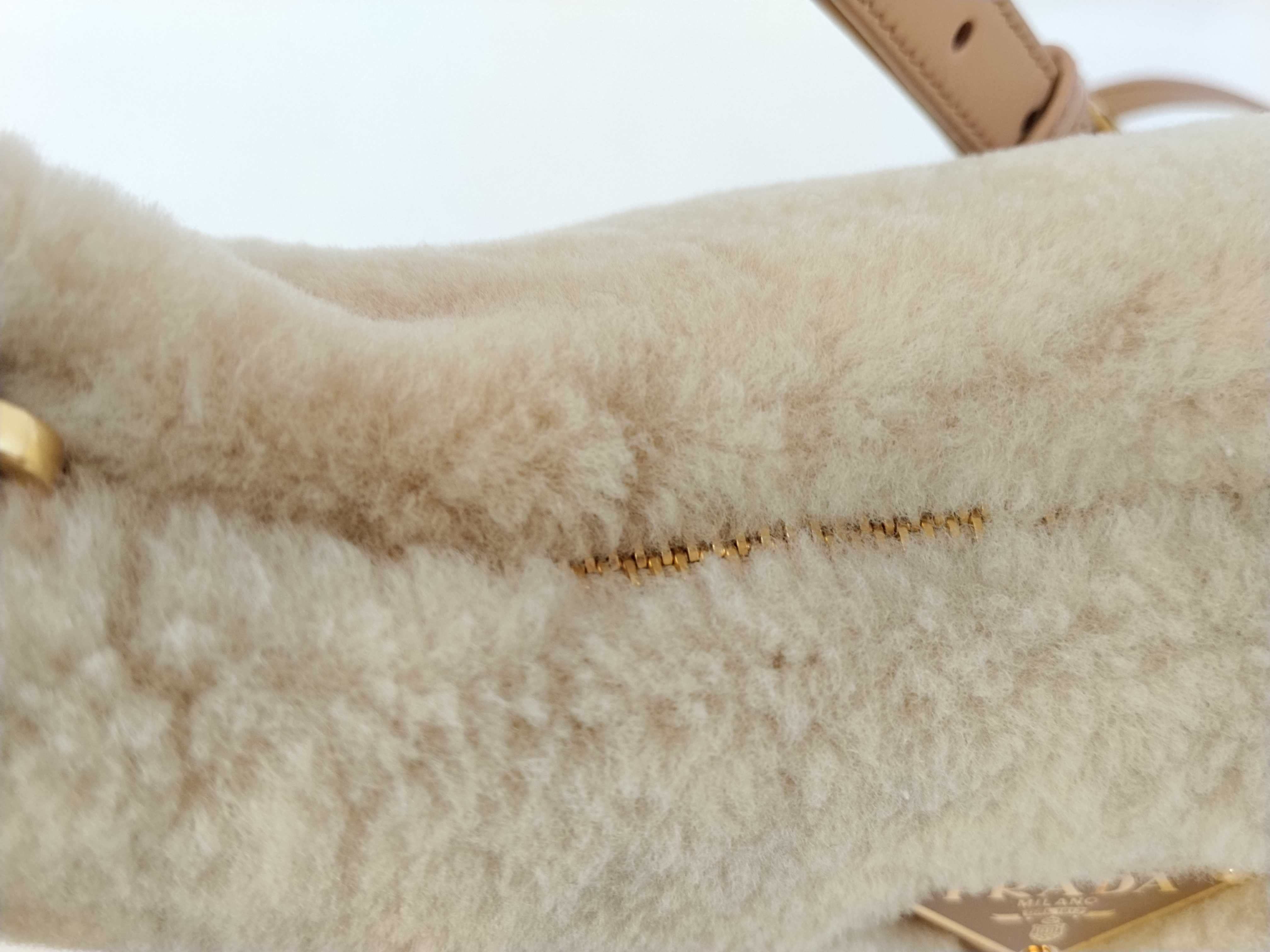 Arche Shearling Boa Leather Shoulder Bag 1BC194 Shoulder Bag — view 9