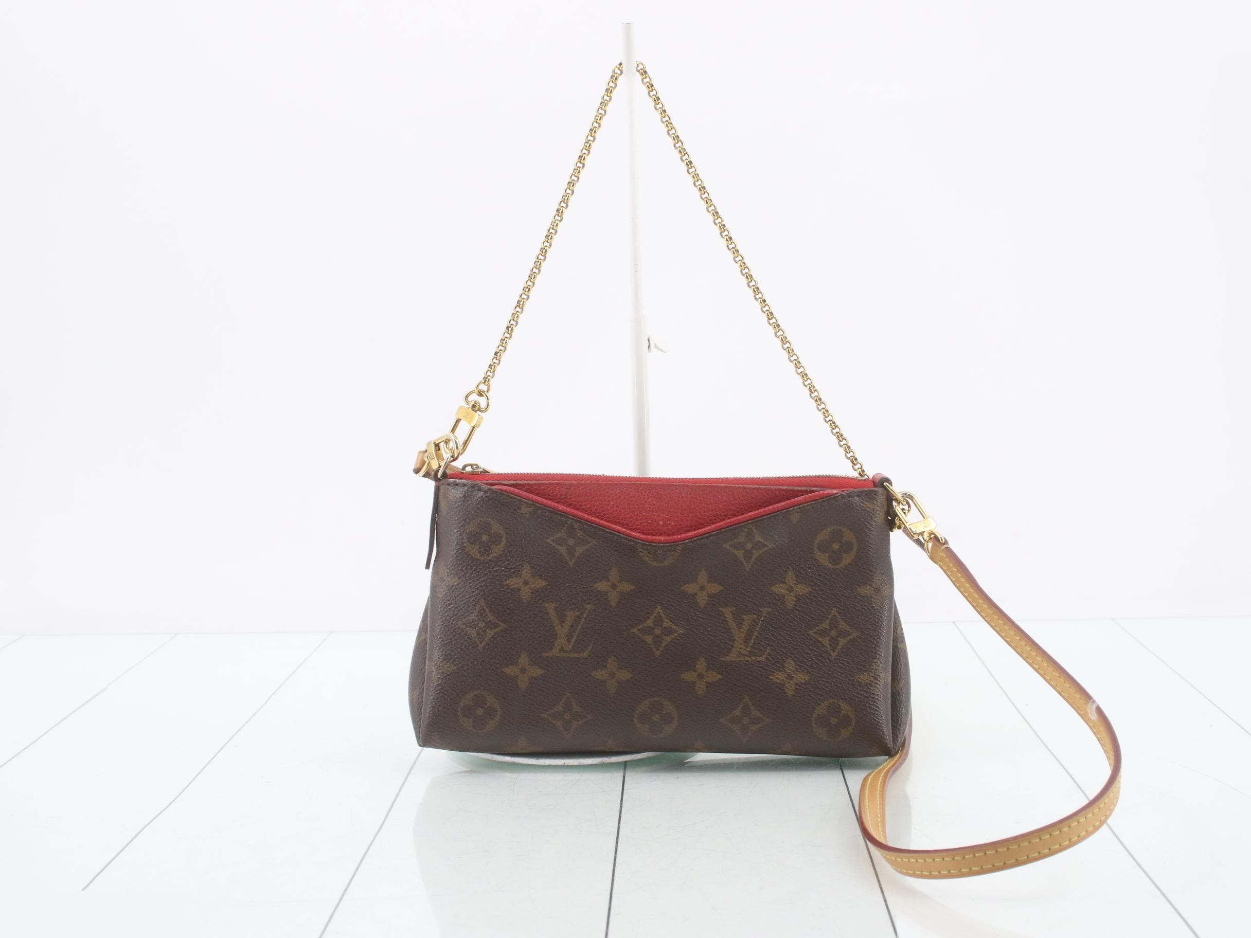 Monogram Parascratch