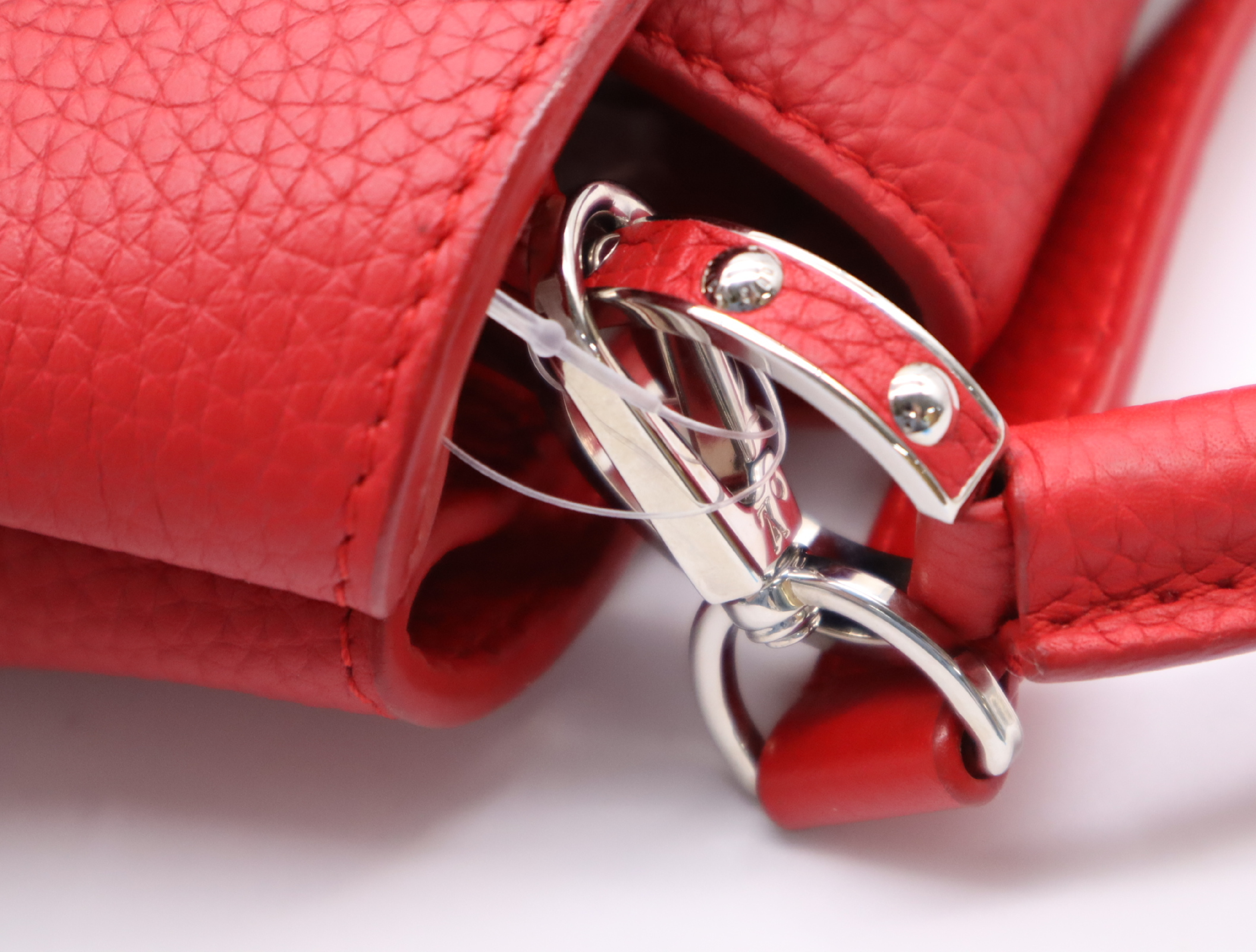 M94754 Parnasséa Capucines BB Ruby Handbag with Shoulder Strap — view 8