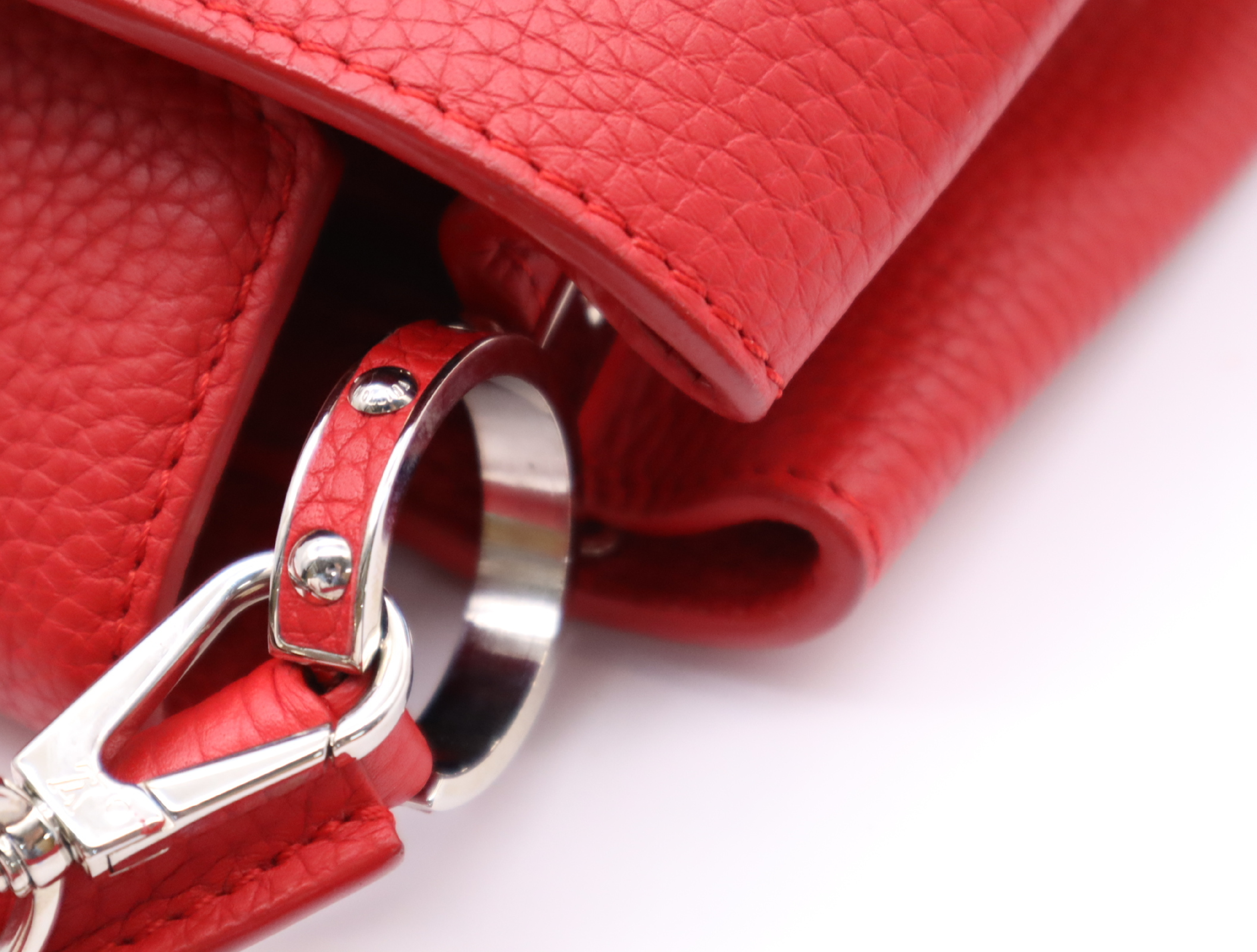 M94754 Parnasséa Capucines BB Ruby Handbag with Shoulder Strap — view 9