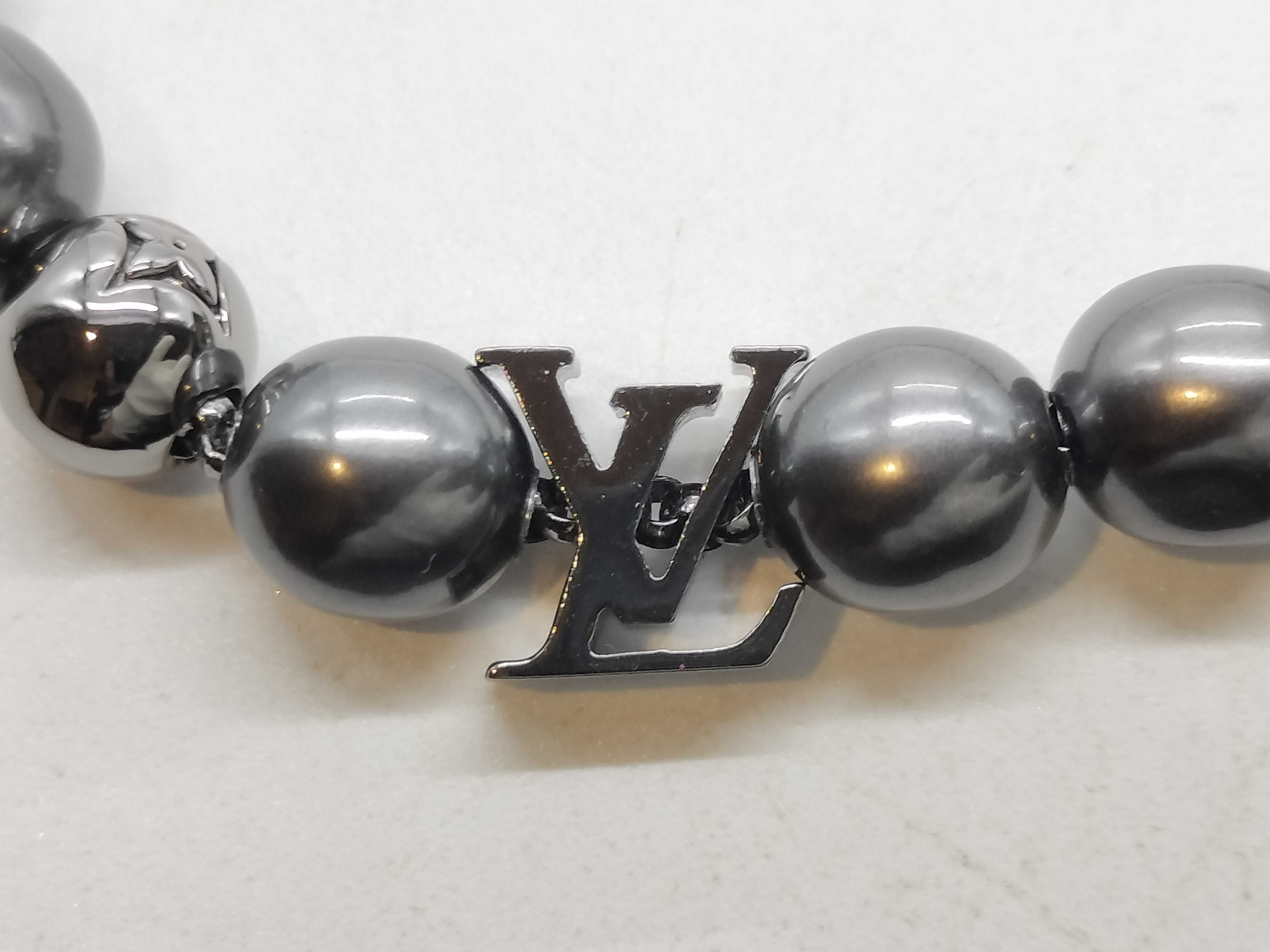 M0995A My LV Pearl Bracelet Bracelet/Bangle — view 2