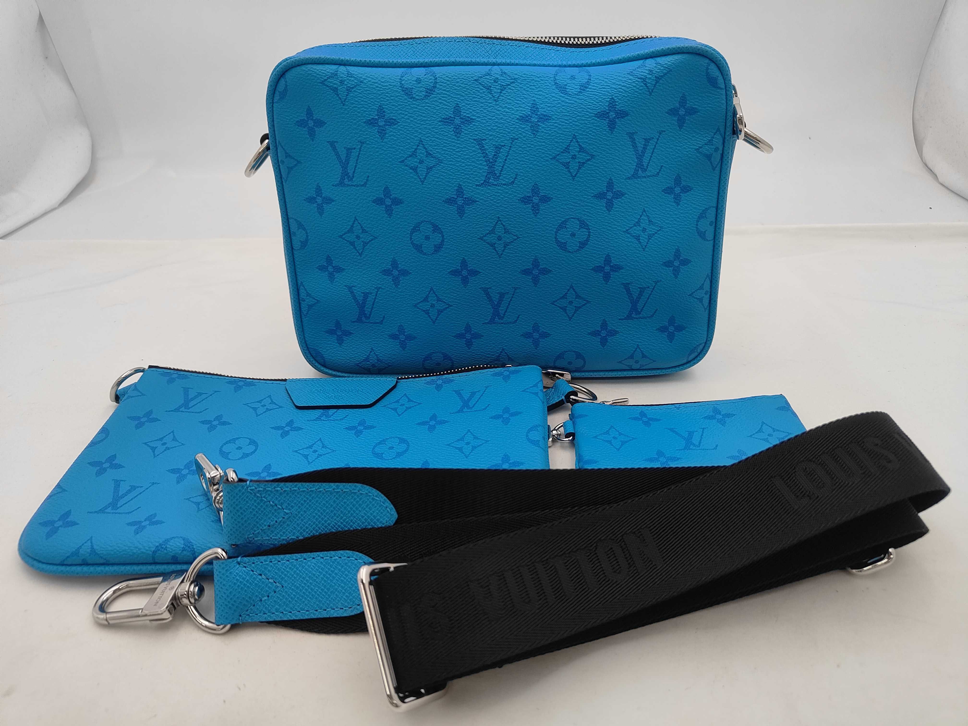 Trio Messenger M27641 Taigarama Shoulder Bag