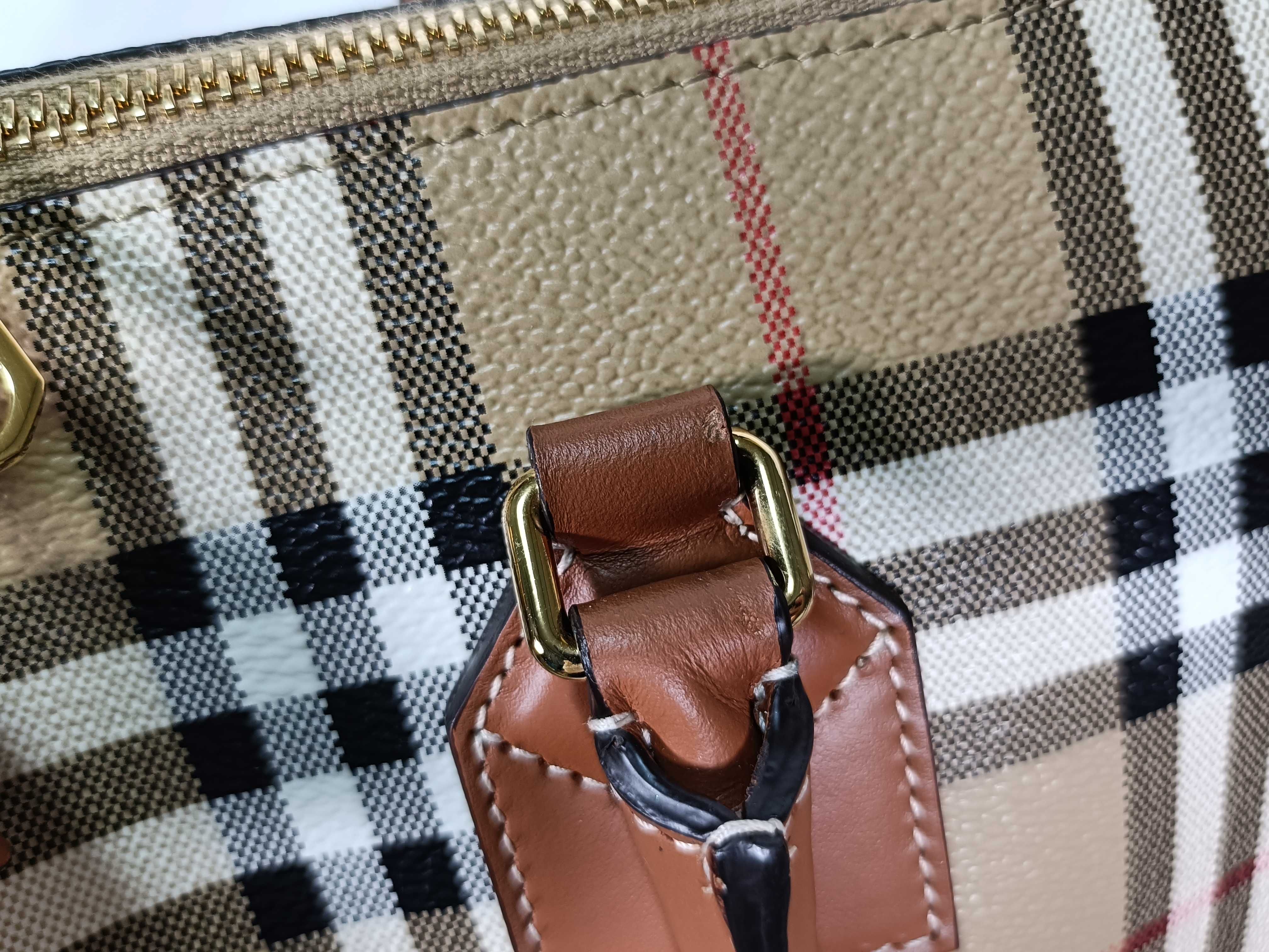 handbag — view 7