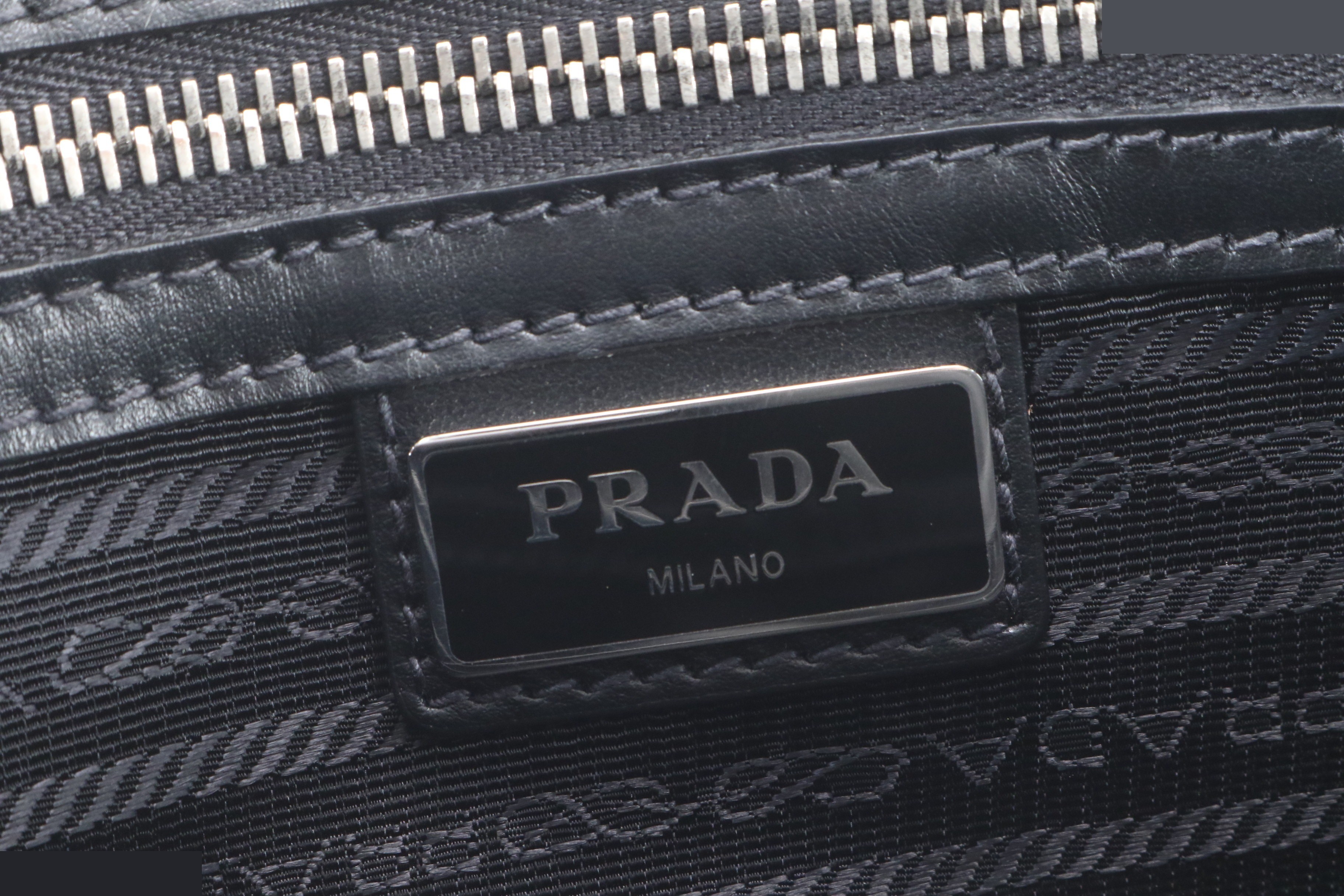 With guarantee card Saffiano 2VF056 leather — view 8