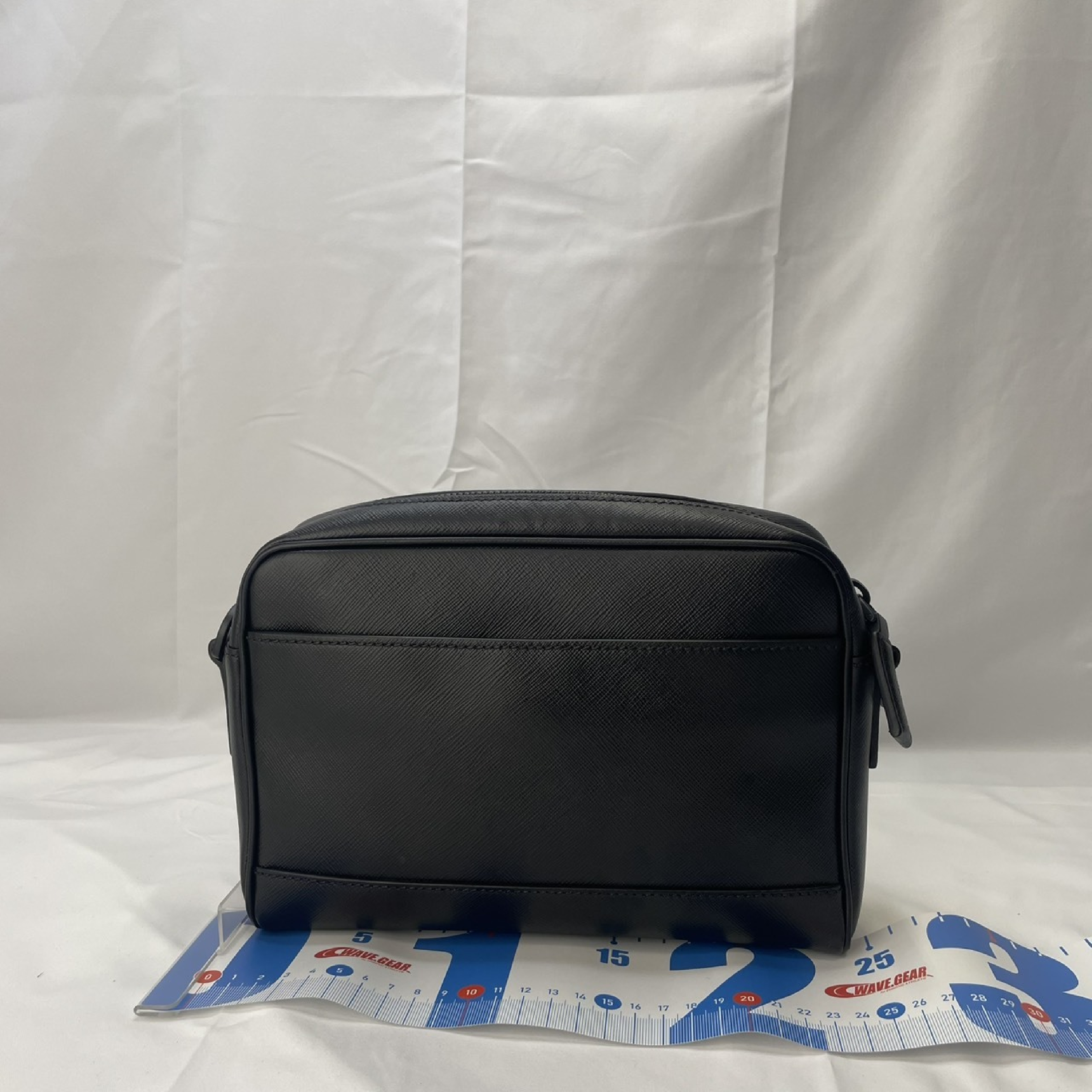 Shoulder Bag, Prada 2-way Clutch Bag 2VH063 SAFFIAN TRAVEL Black Shoulder Bag — view 2