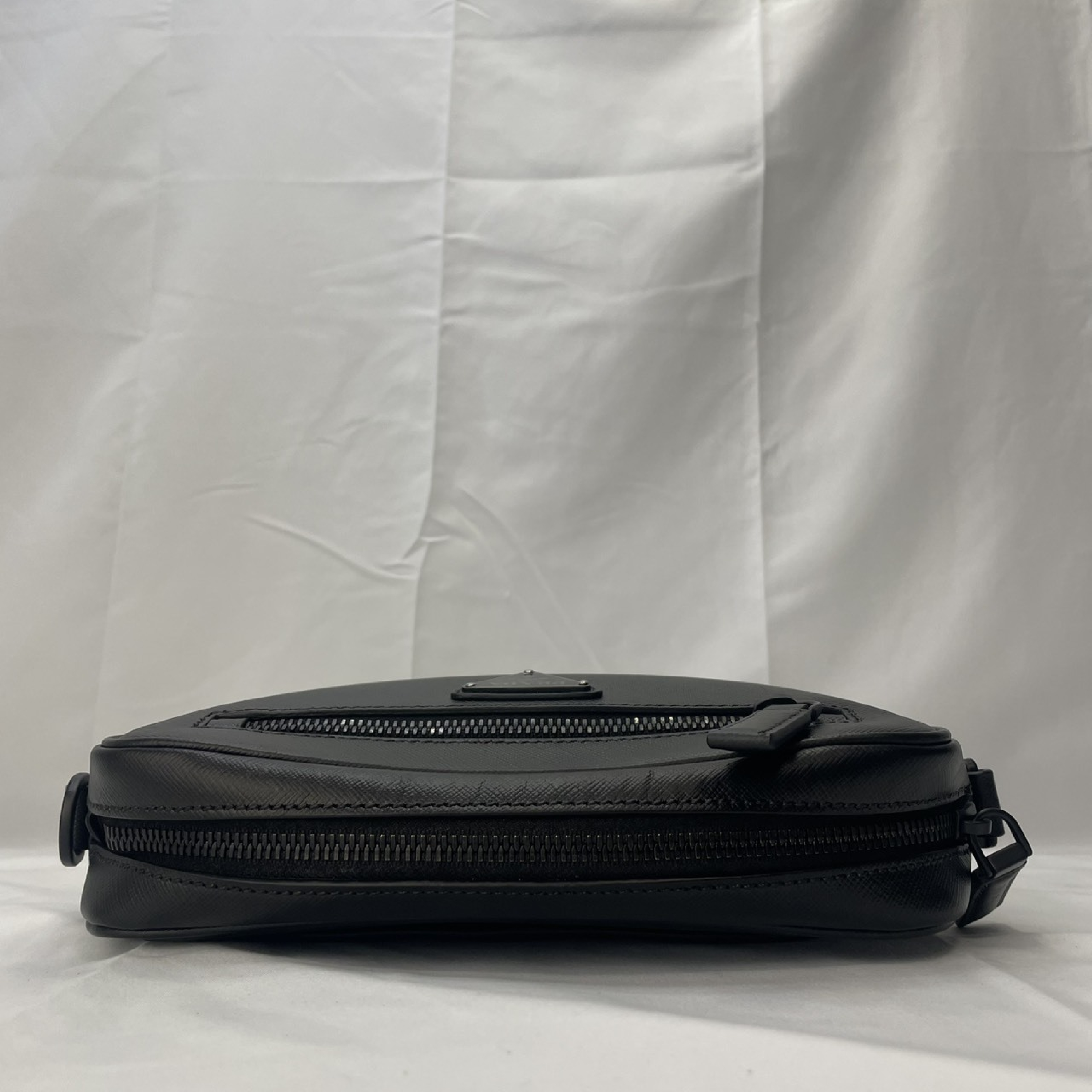 Shoulder Bag, Prada 2-way Clutch Bag 2VH063 SAFFIAN TRAVEL Black Shoulder Bag — view 3
