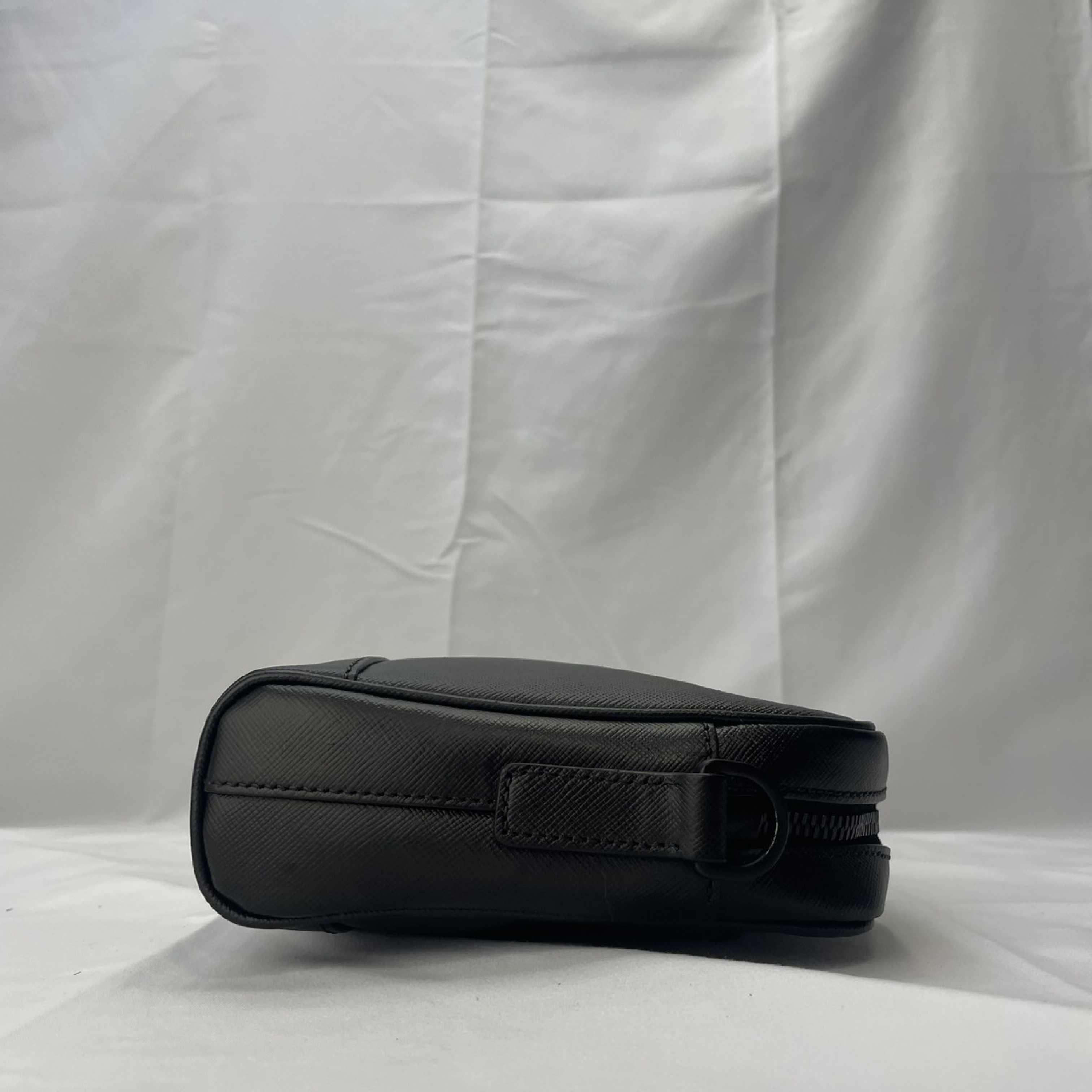 Shoulder Bag, Prada 2-way Clutch Bag 2VH063 SAFFIAN TRAVEL Black Shoulder Bag — view 6