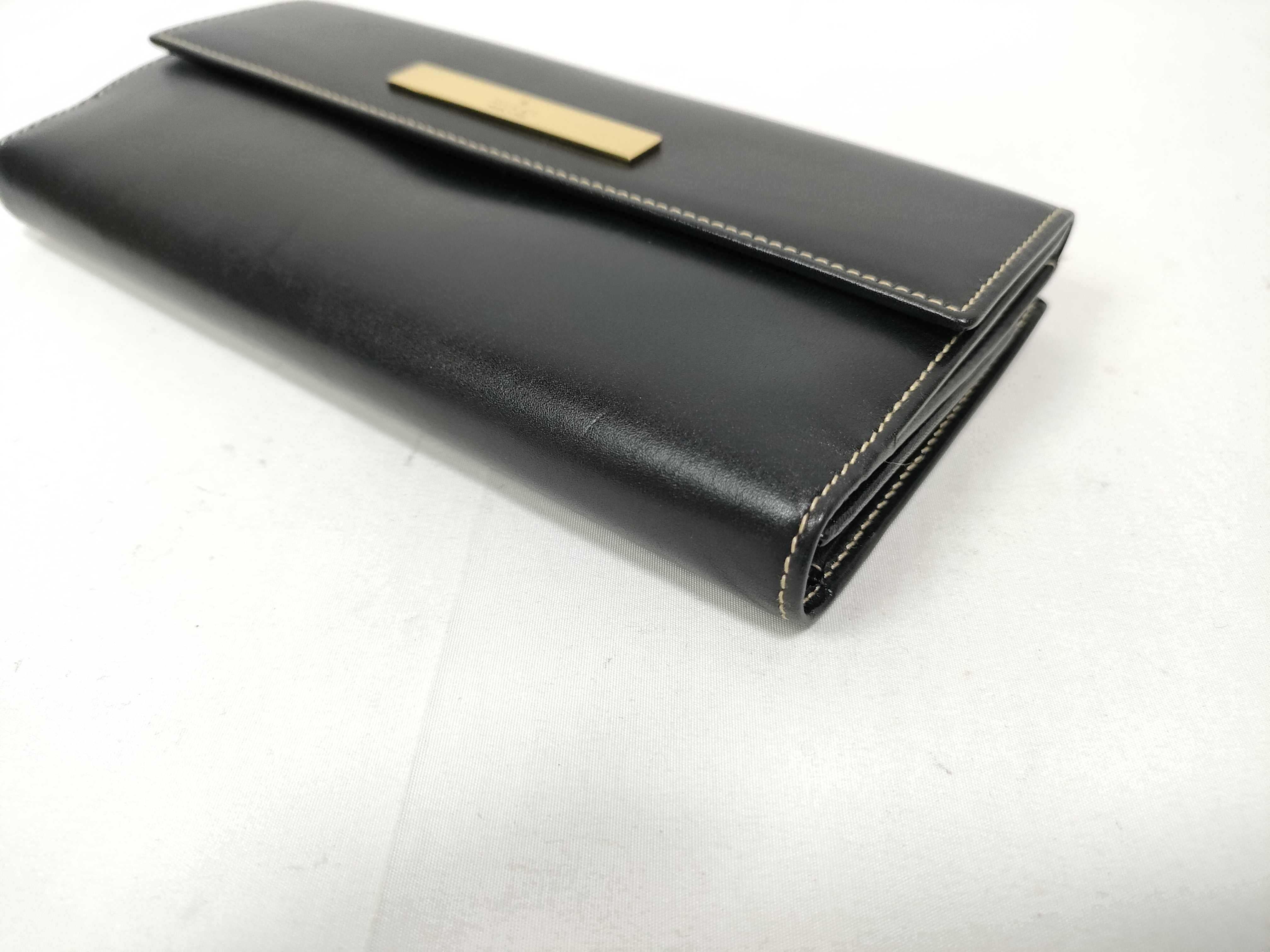 wallet — view 3
