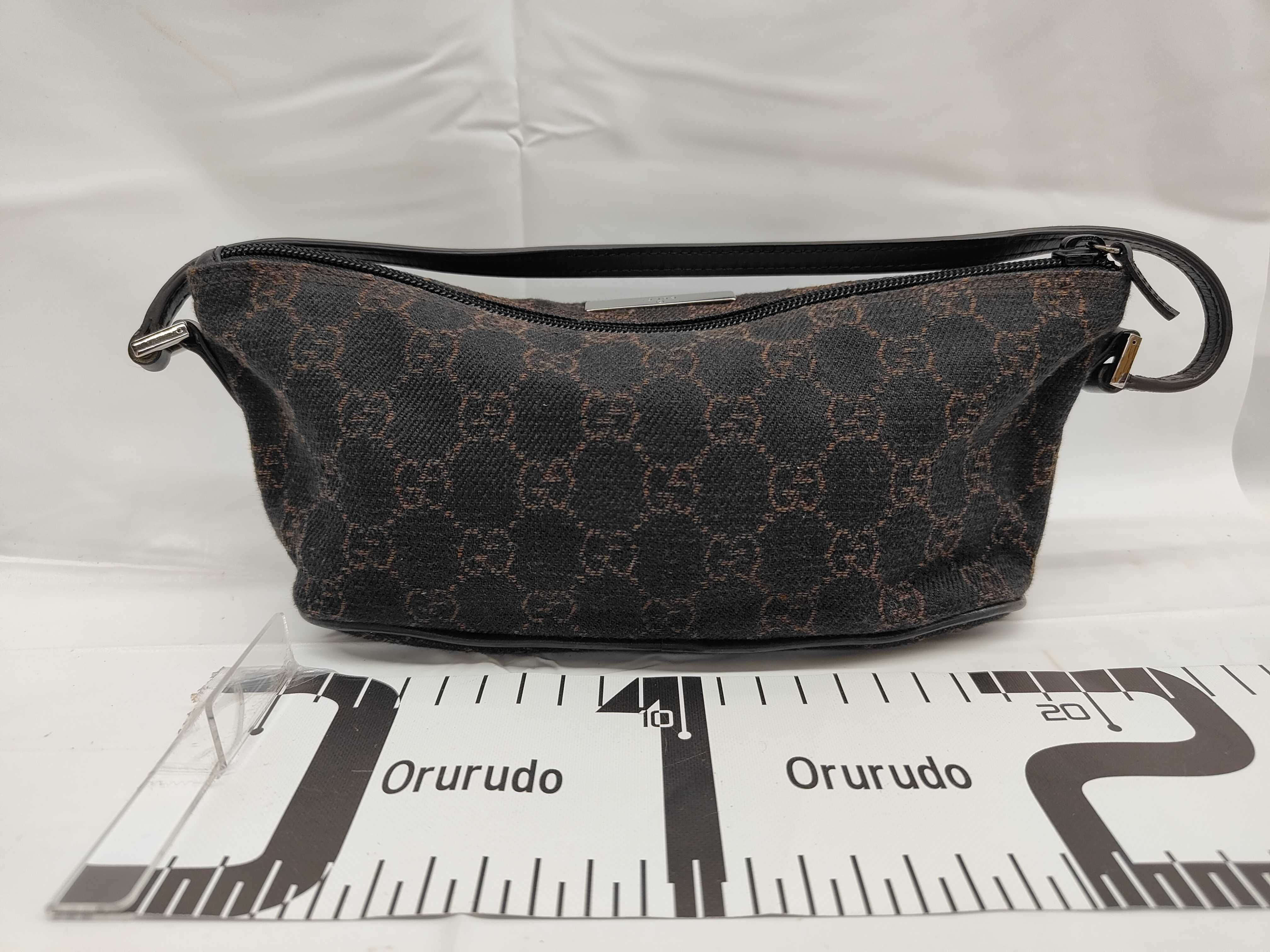 GG Canvas Boat Pochette Handbag — view 2