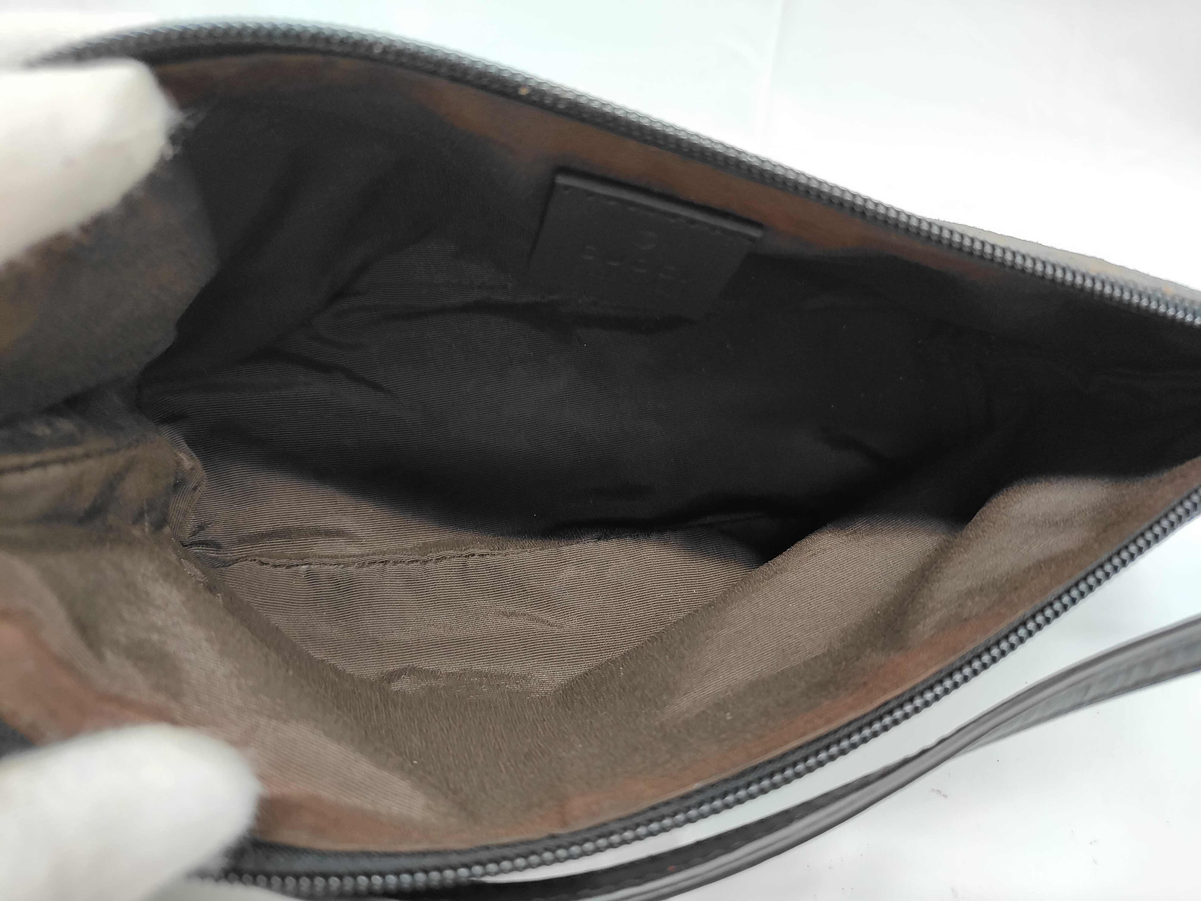 GG Canvas Boat Pochette Handbag — view 6