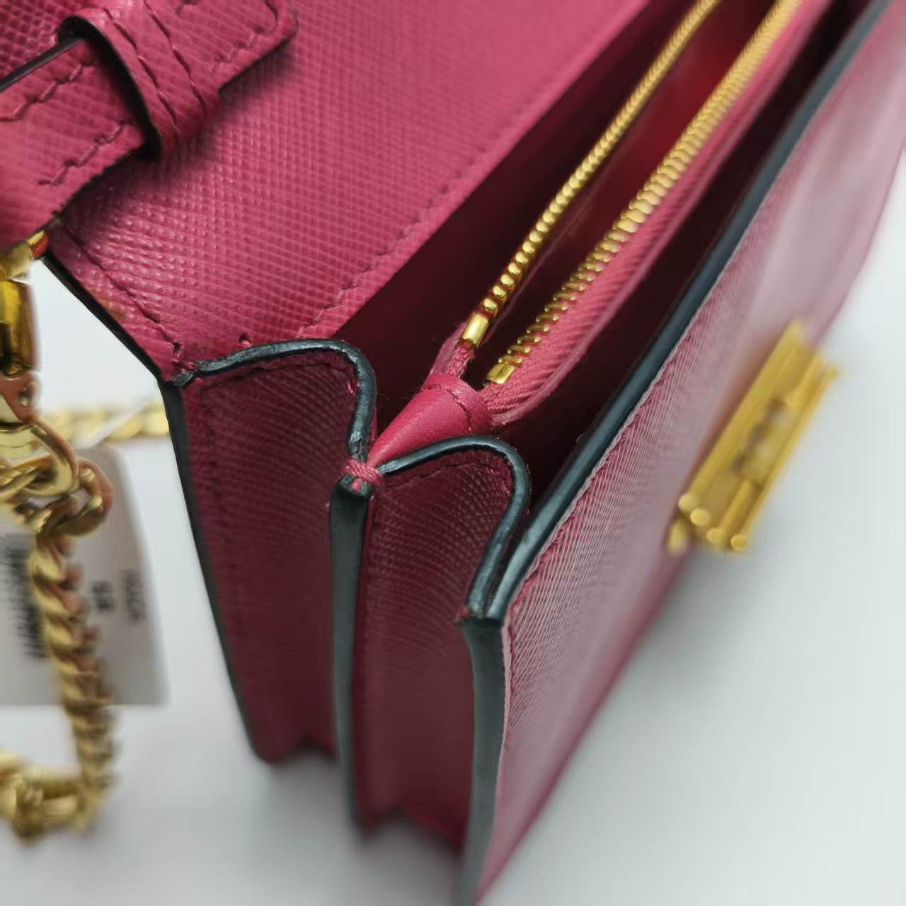 【*Shipped from: China*】PRADA Leather Shoulder Bag — view 12