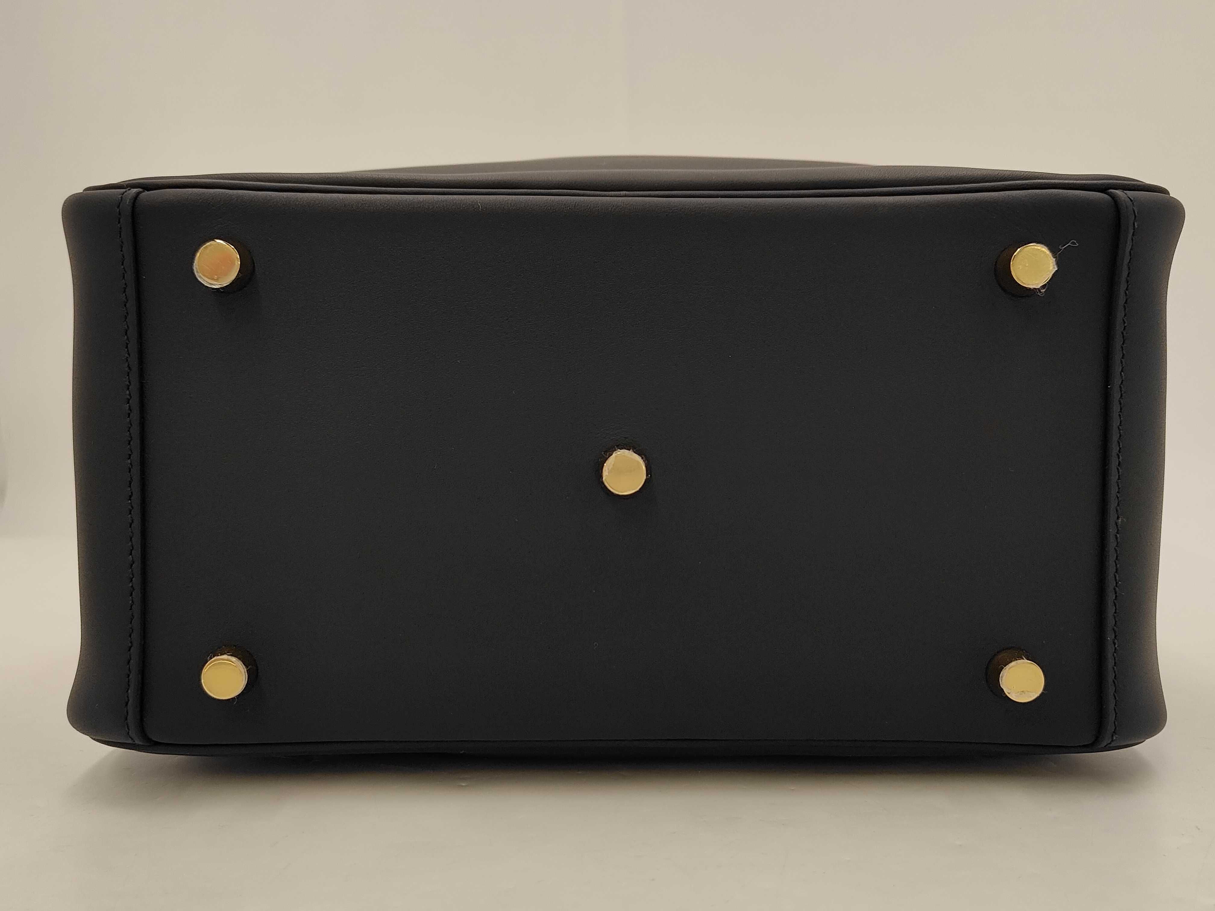 Lindy 26 Shoulder Bag, K Stamp, Veau Swift Leather, Black, Gold Hardware — view 3