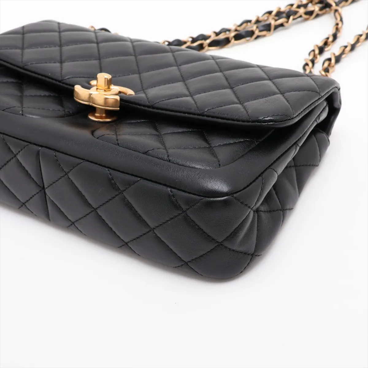 [Individually packaged] Chanel Matelassé Lambskin Single Flap Double Chain Bag, Black with Gold Hardware, PJ96XCAH, Random Plate, AS4459 — view 3