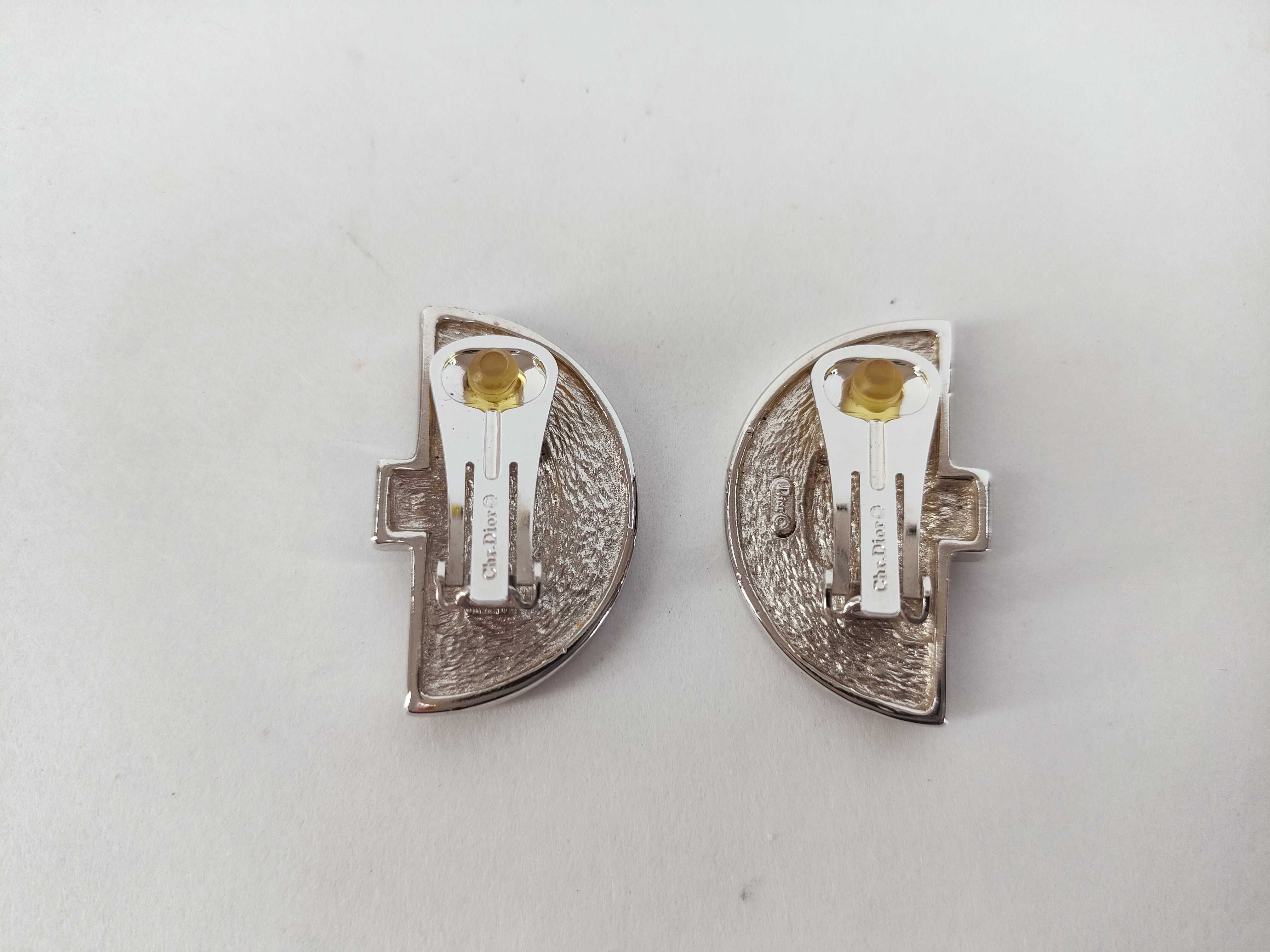 fan-shaped earrings — view 3