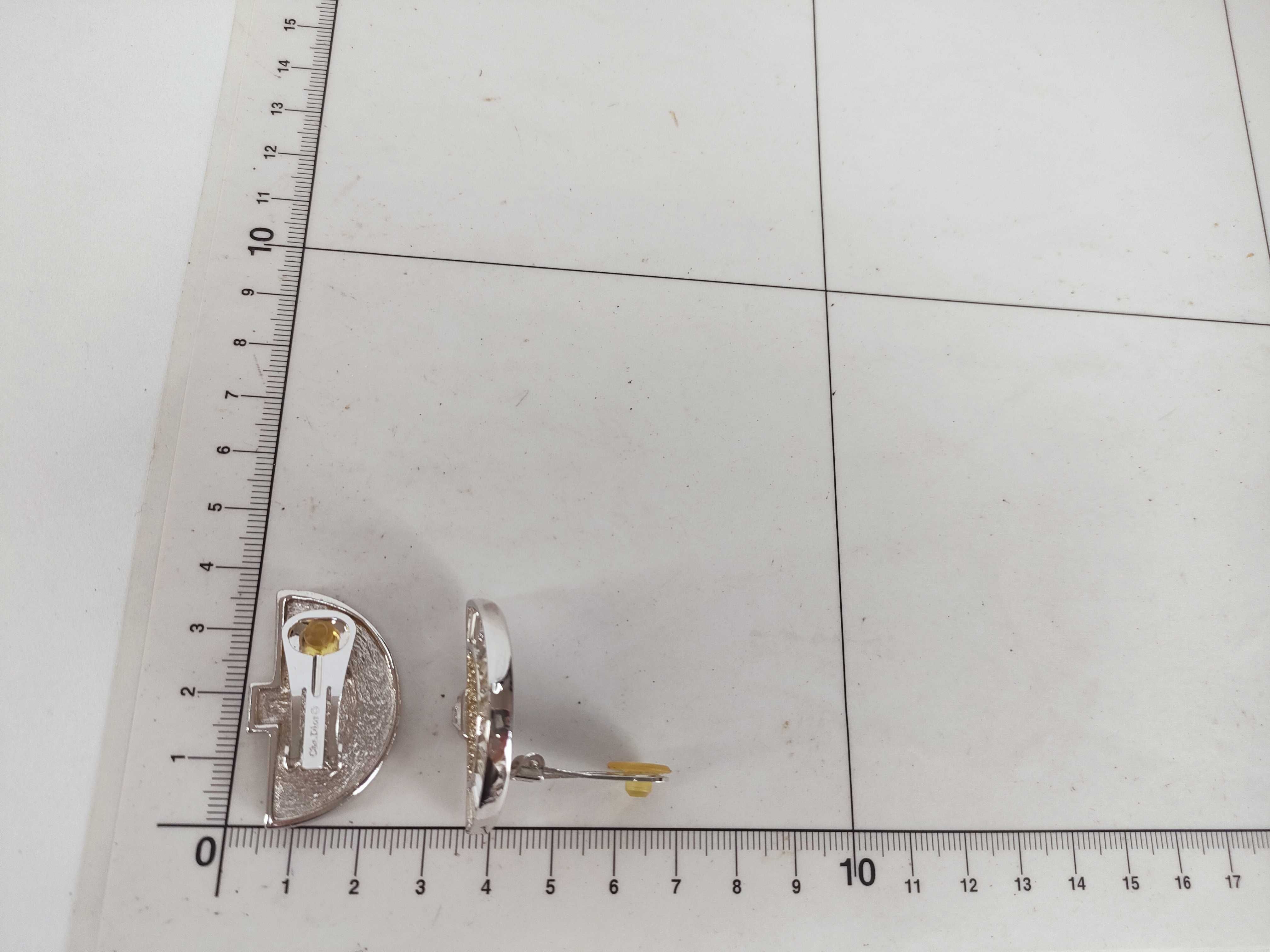 fan-shaped earrings — view 10