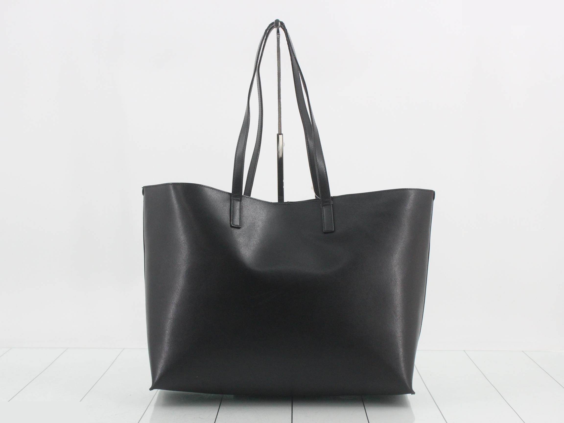 Cassandra Tote Bag — view 2