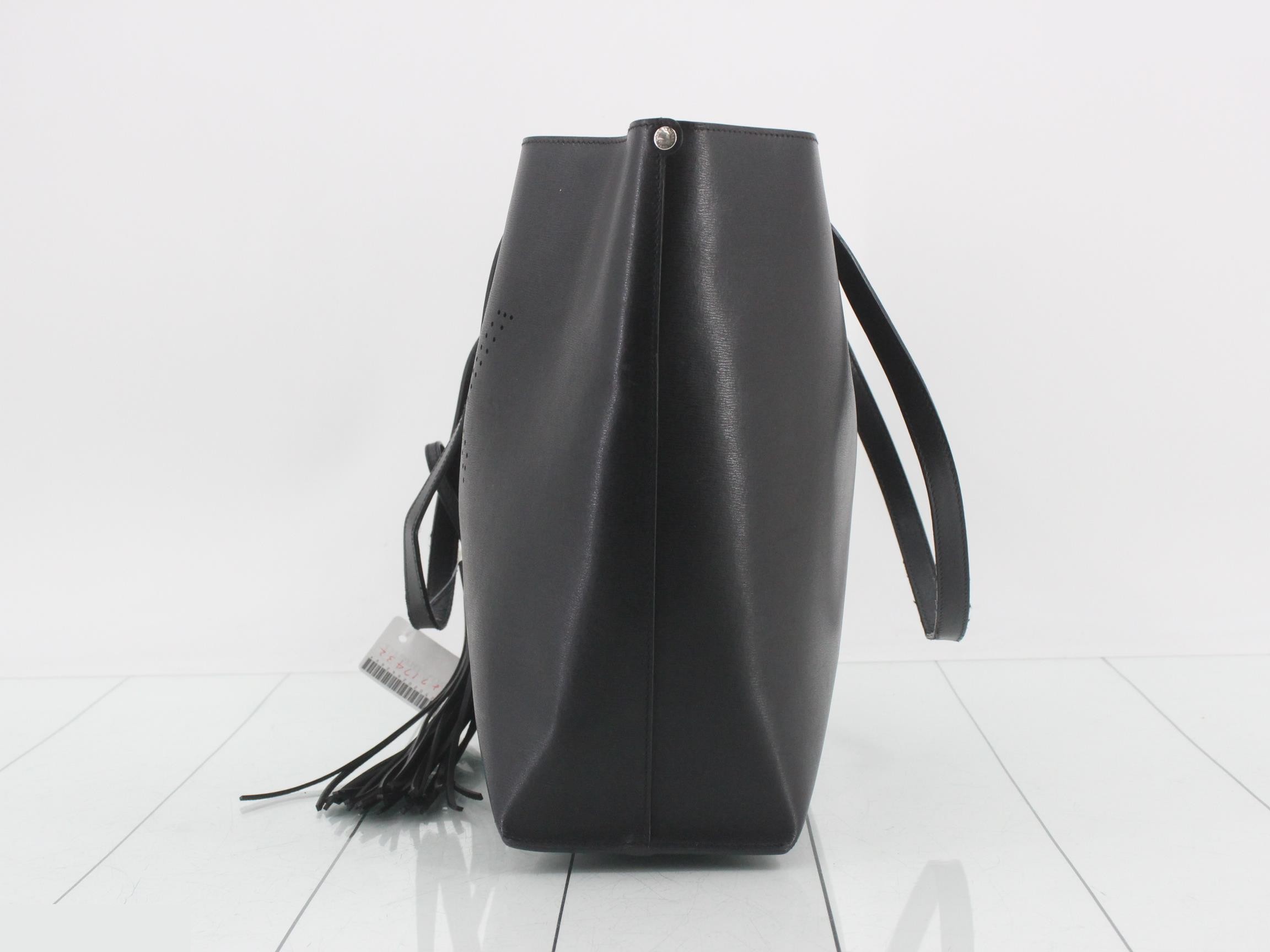 Cassandra Tote Bag — view 3