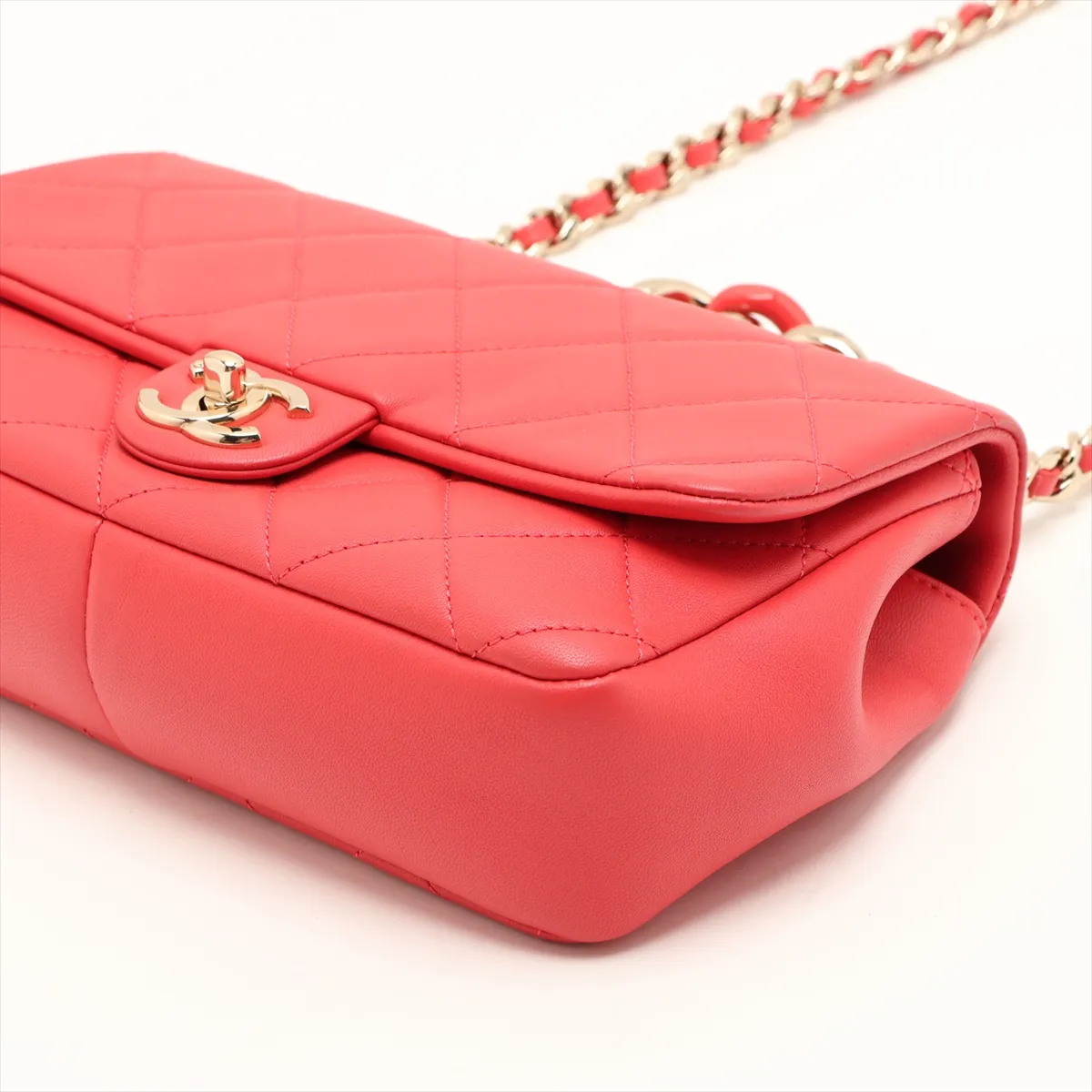 Matelassé Lambskin Chain Shoulder Bag, Red with Gold Hardware, 29233444 (Serial Number 29) — view 3