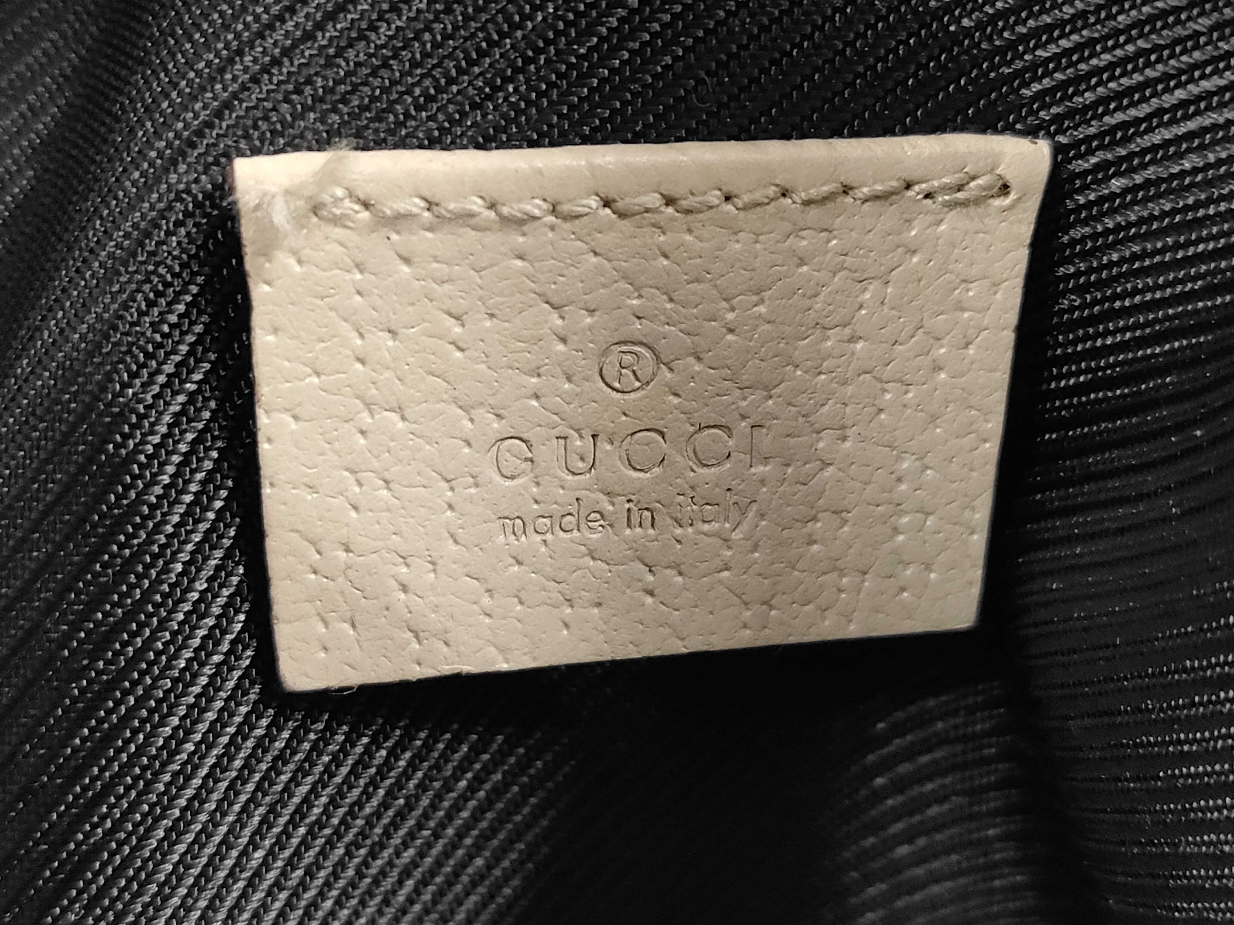 GG Canvas Handbag 124542 Handbag — view 10