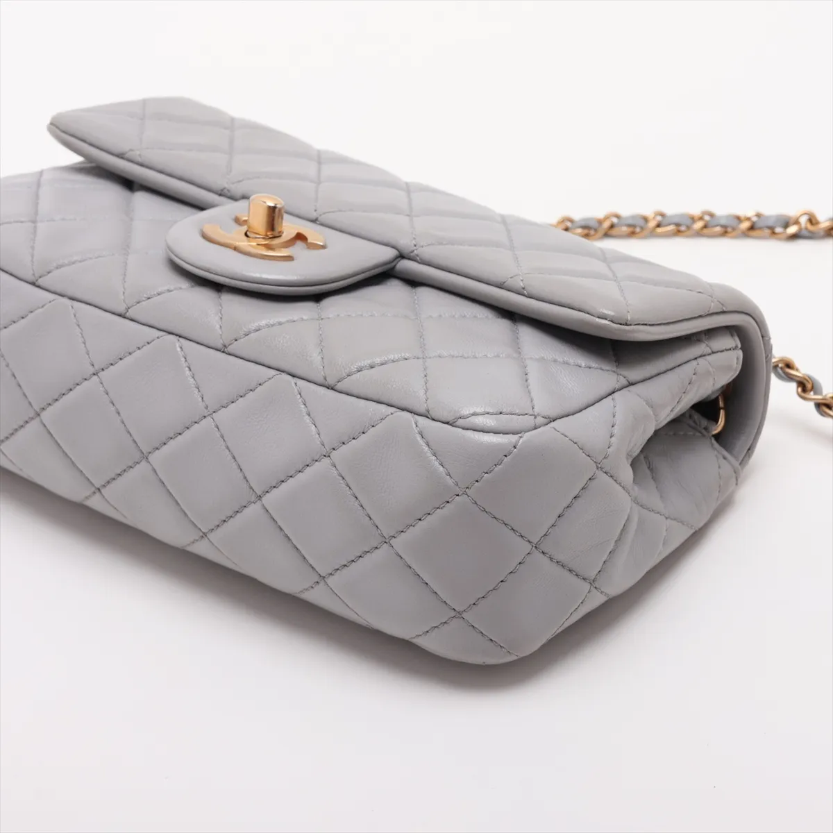 Mini Matelassé 20 Lambskin Chain Shoulder Bag, Coco Ball, Grey, Gold Hardware, A69900 — view 3