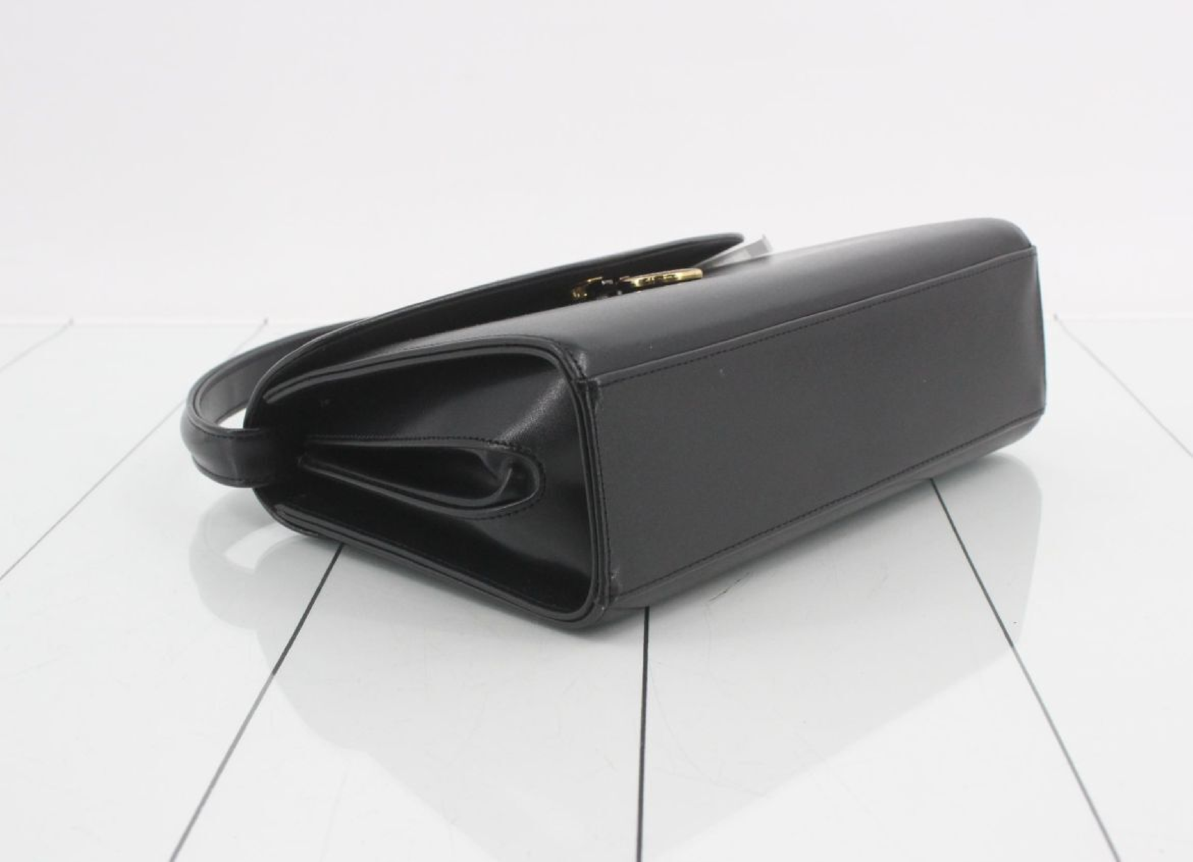 Christie W26H16D8 Black Handbag — view 5