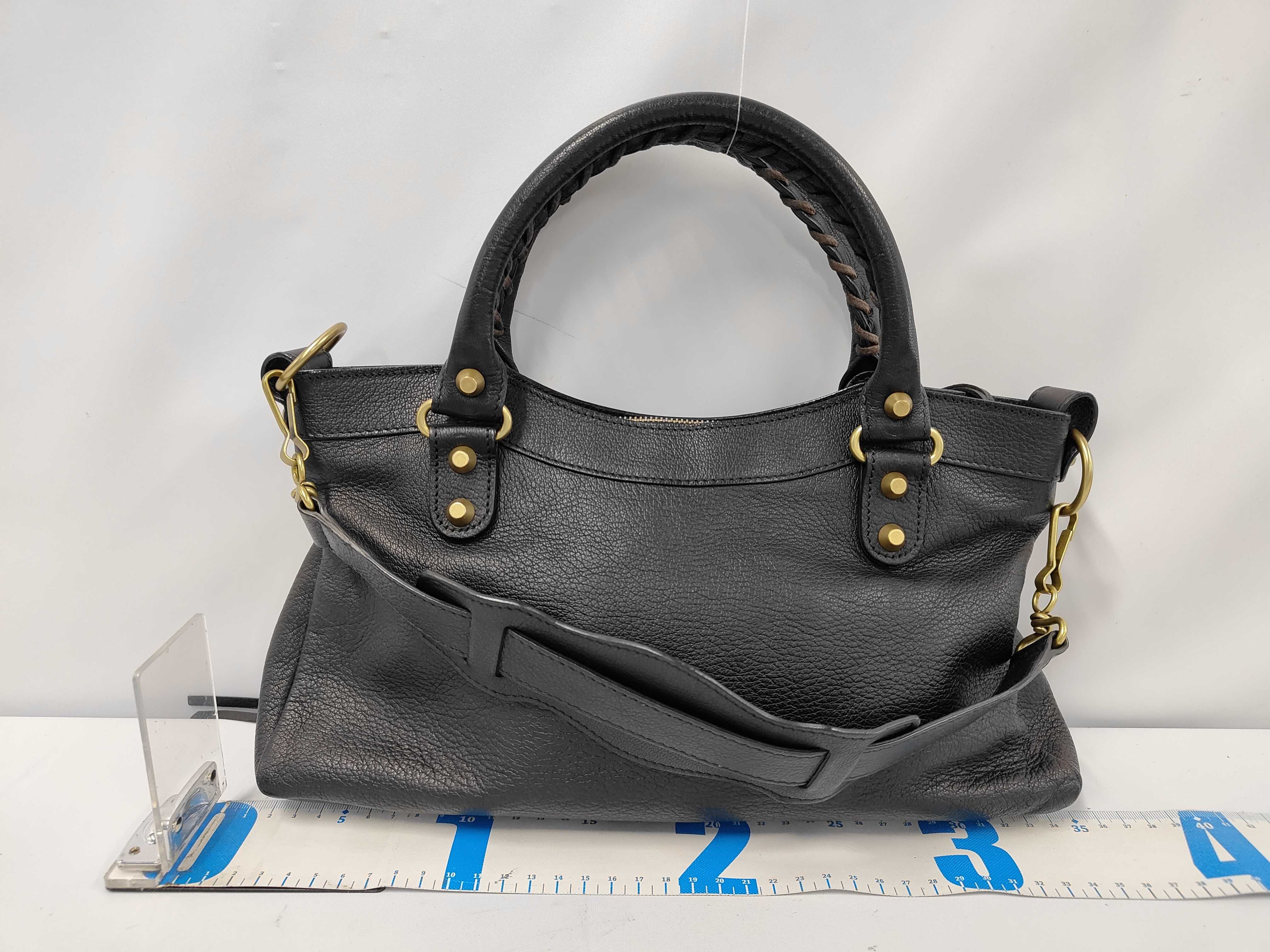 Leather 2-Way One-Shoulder Black Handbag — view 2