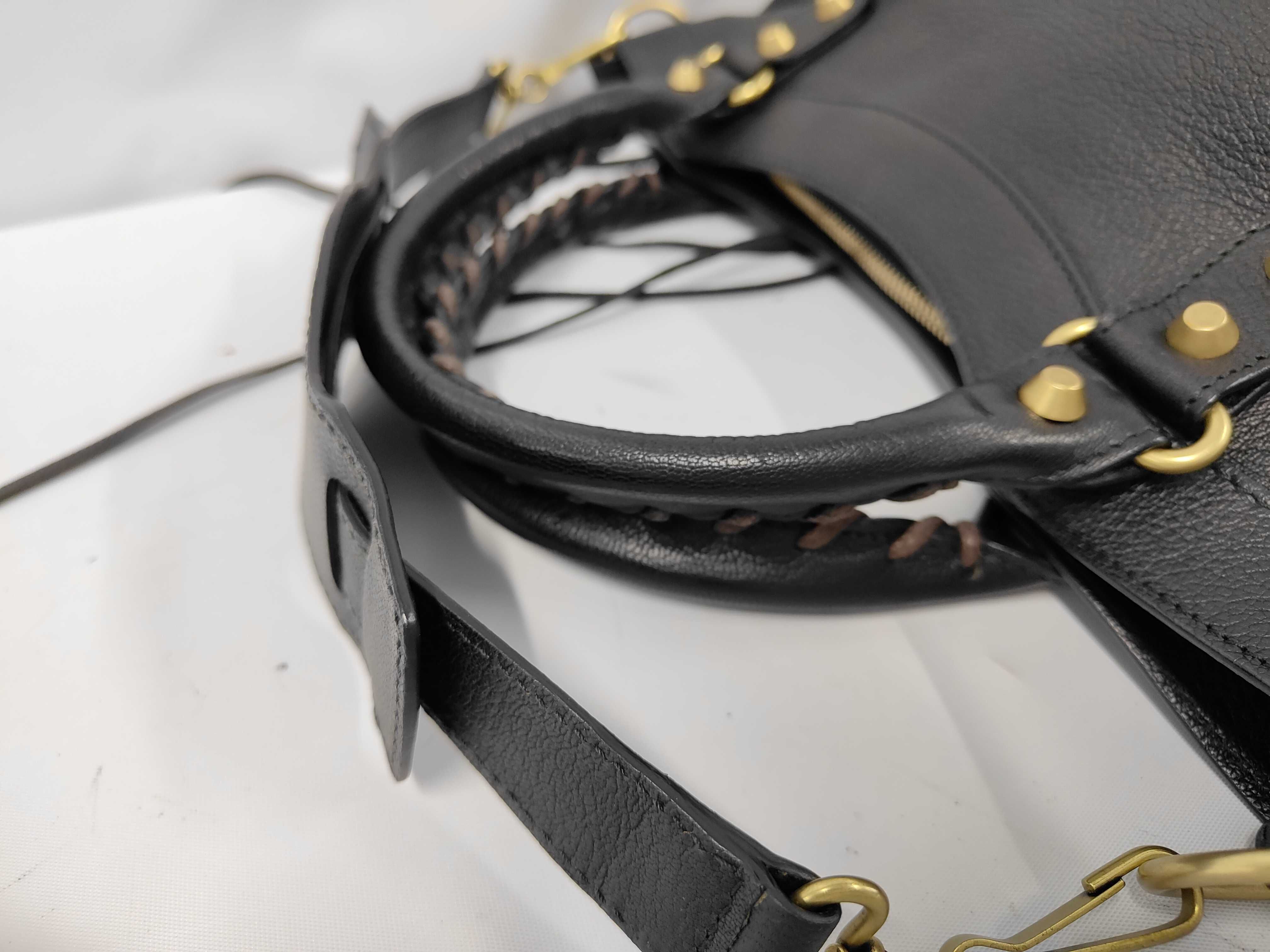 Leather 2-Way One-Shoulder Black Handbag — view 5