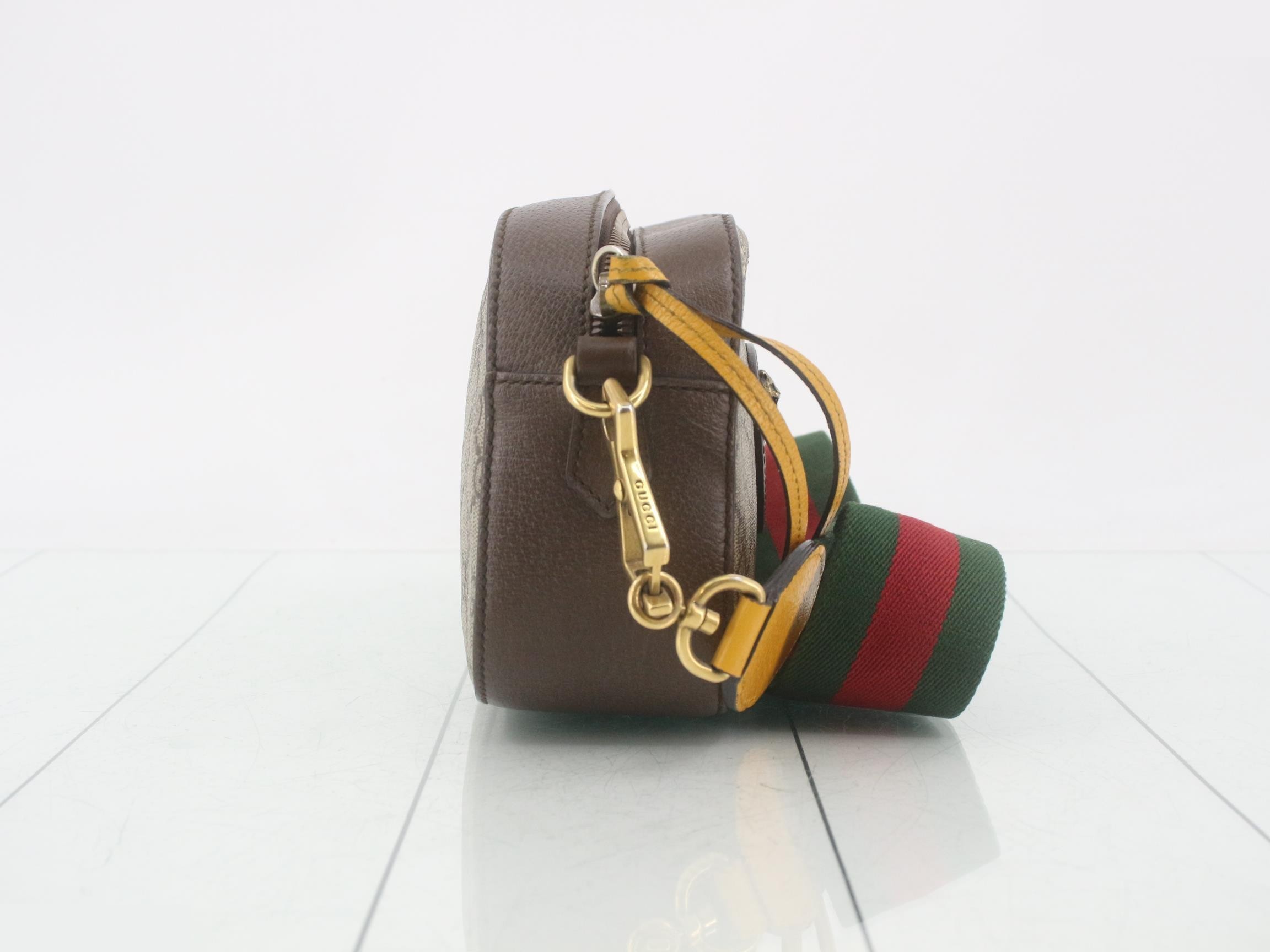 GG Supreme Leather Tiger Head Shoulder Bag — view 4