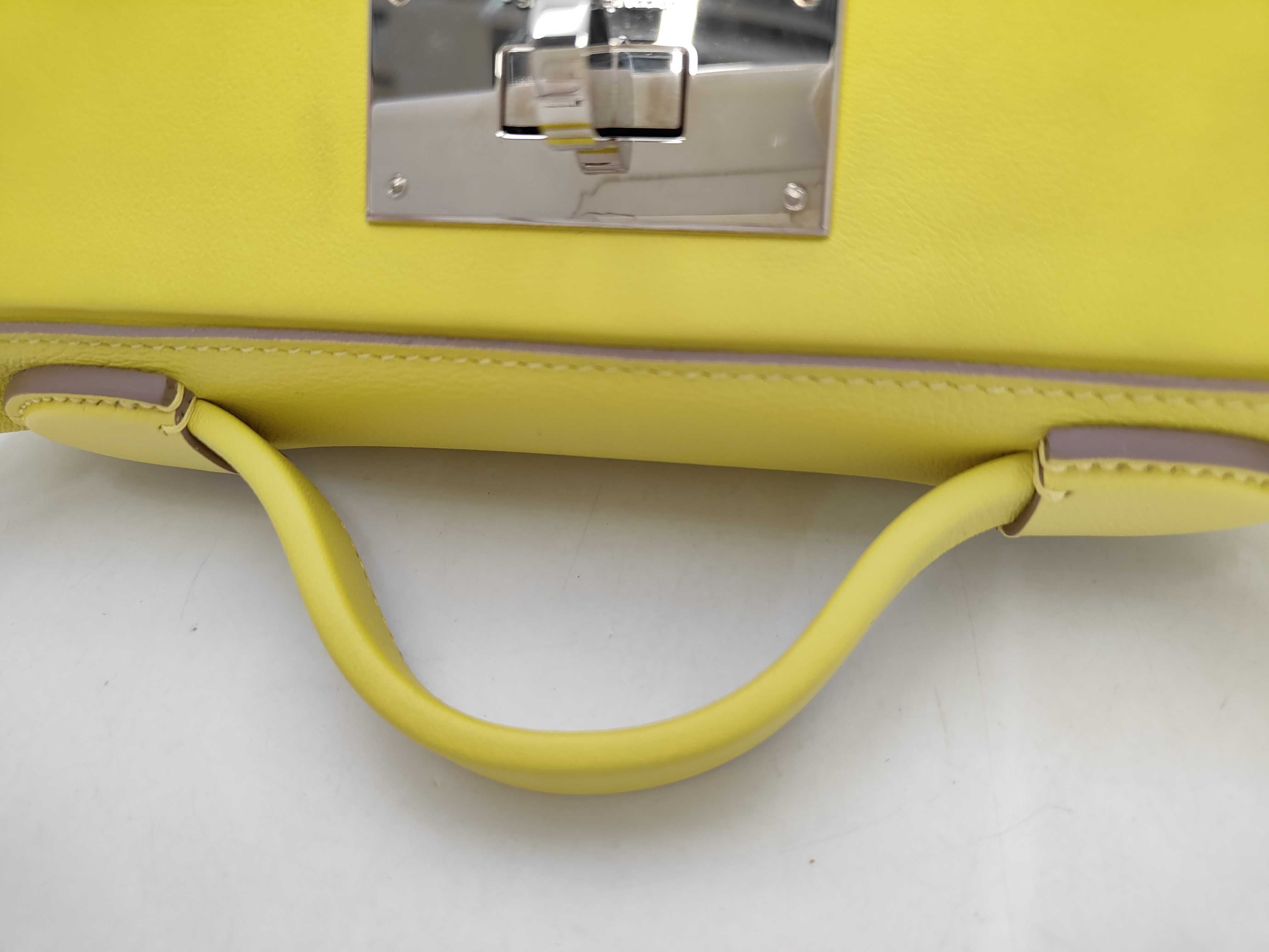 Vanquatrième Mini 21 24/24 Yellow Silver Hardware B Stamp: 2023 Handbag — view 5