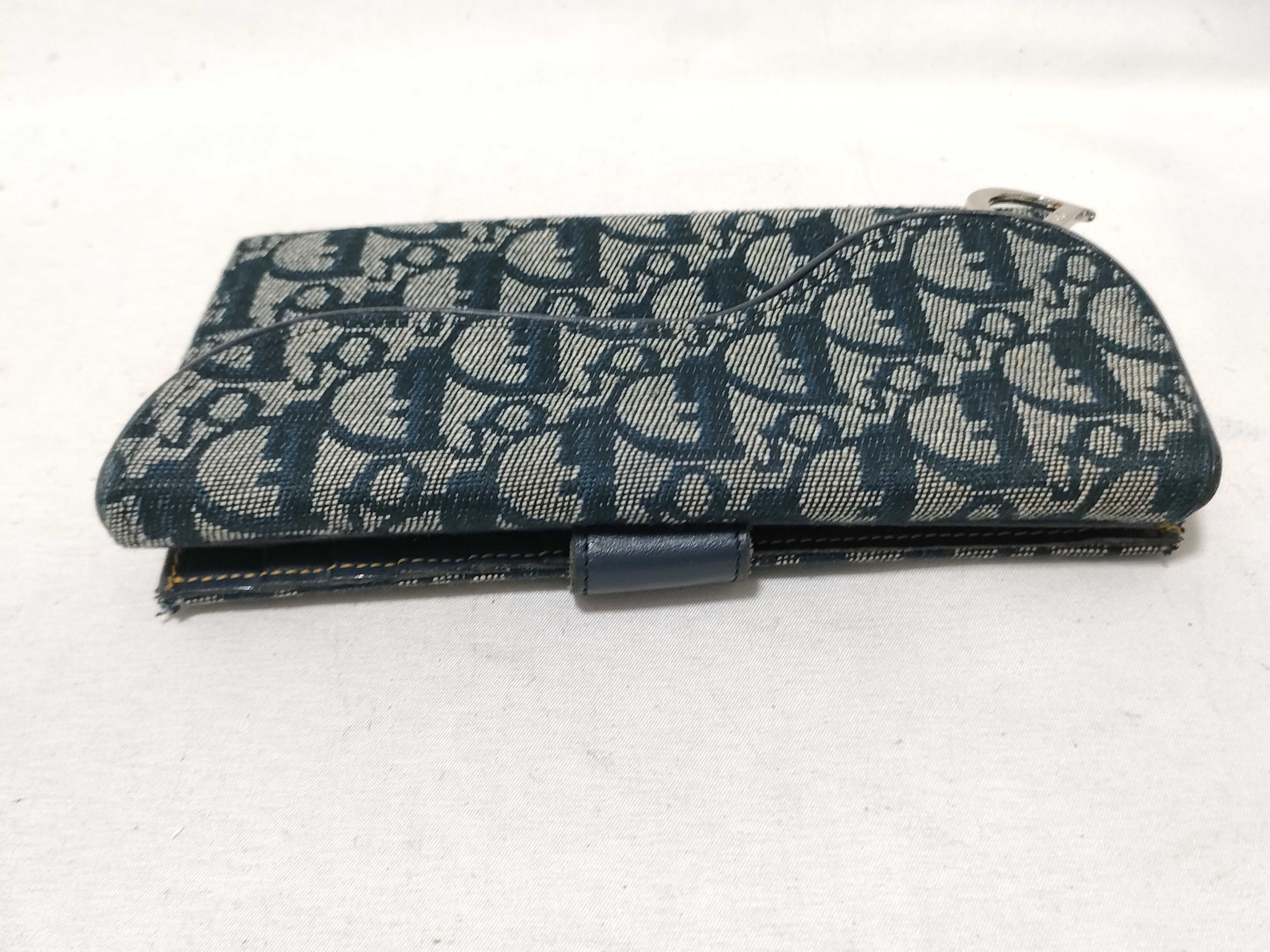 Trotter Saddle Wallet — view 6