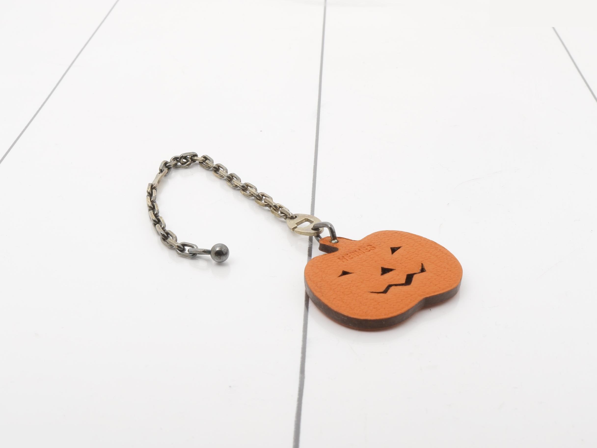 Pumpkin Leather SV925 Charm — view 2