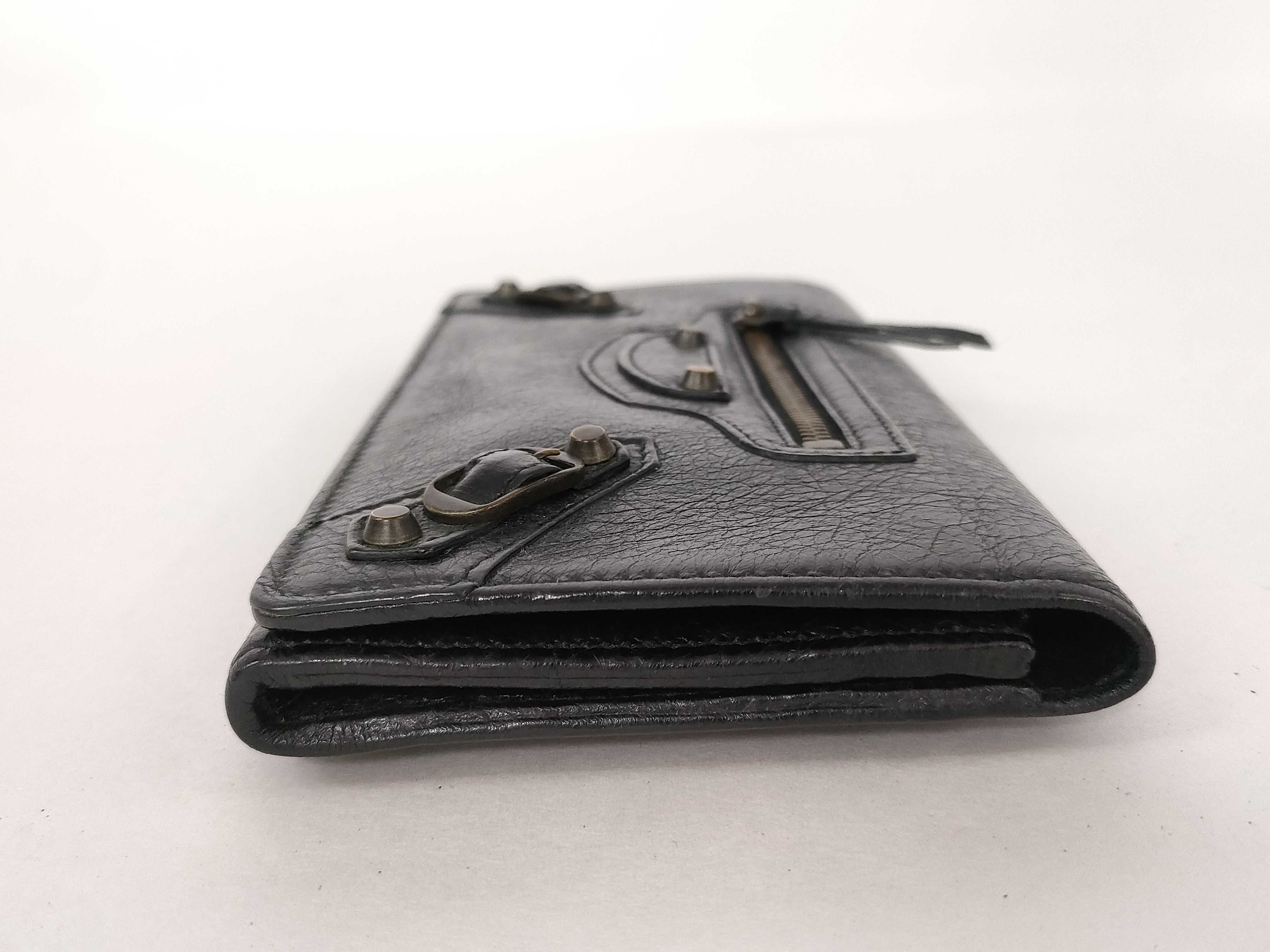 wallet — view 4