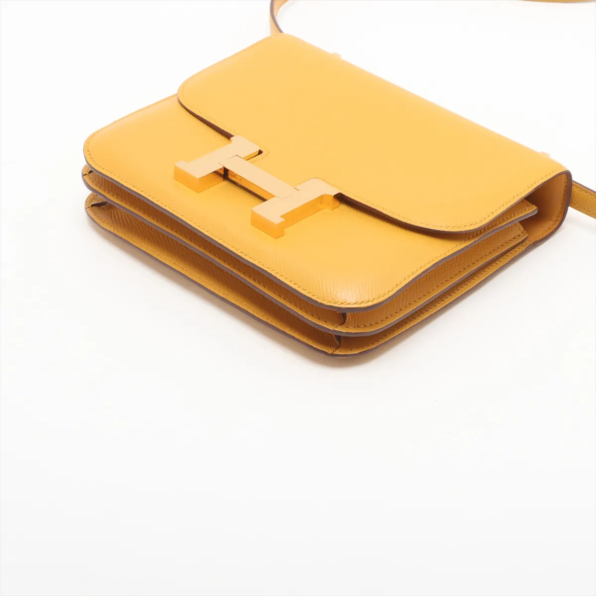 [Individually wrapped] Hermes Constance 3 Mini 18 Vaux Epson Jaune Ambre Gold hardware C: 2018 with initials X67089 — view 3
