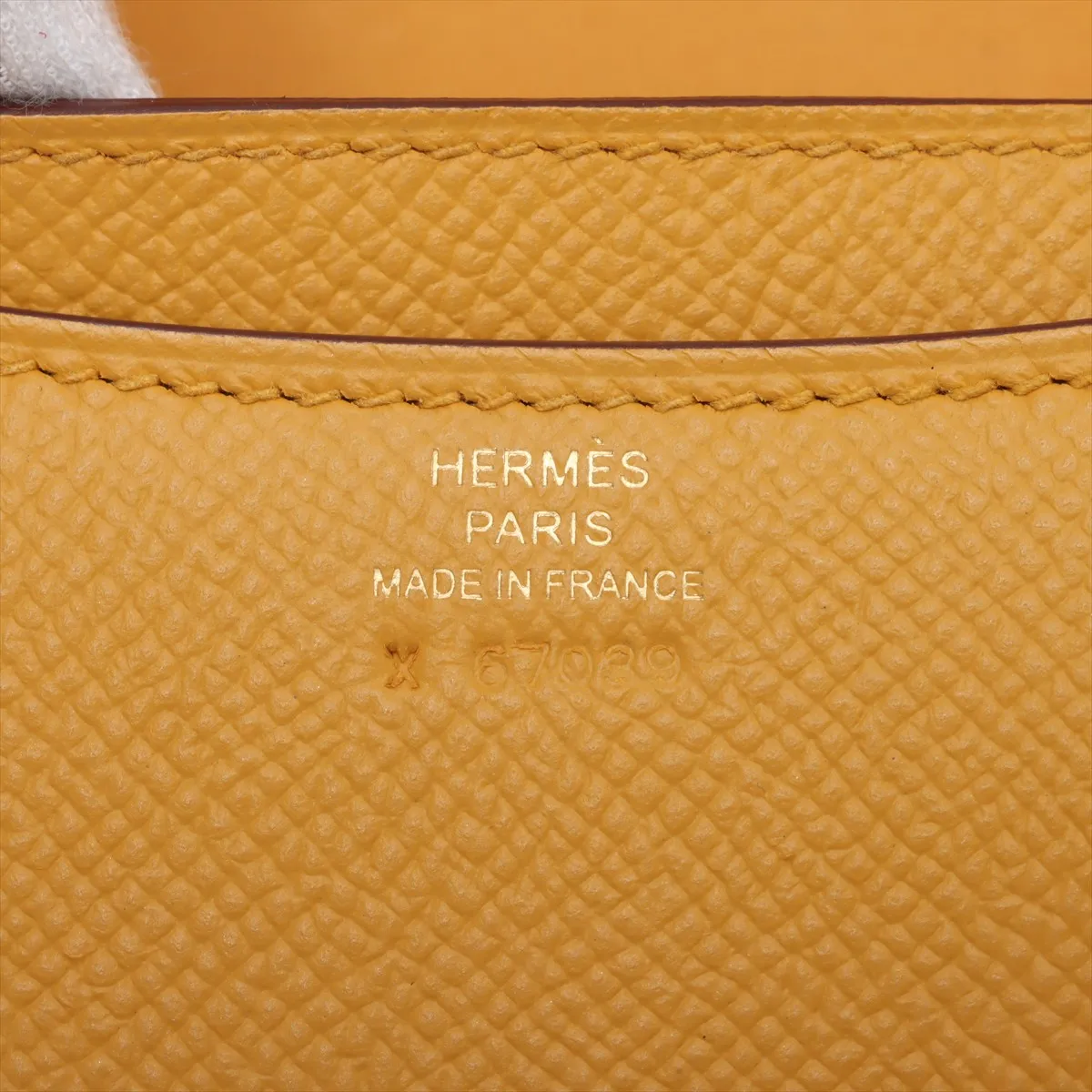 [Individually wrapped] Hermes Constance 3 Mini 18 Vaux Epson Jaune Ambre Gold hardware C: 2018 with initials X67089 — view 10