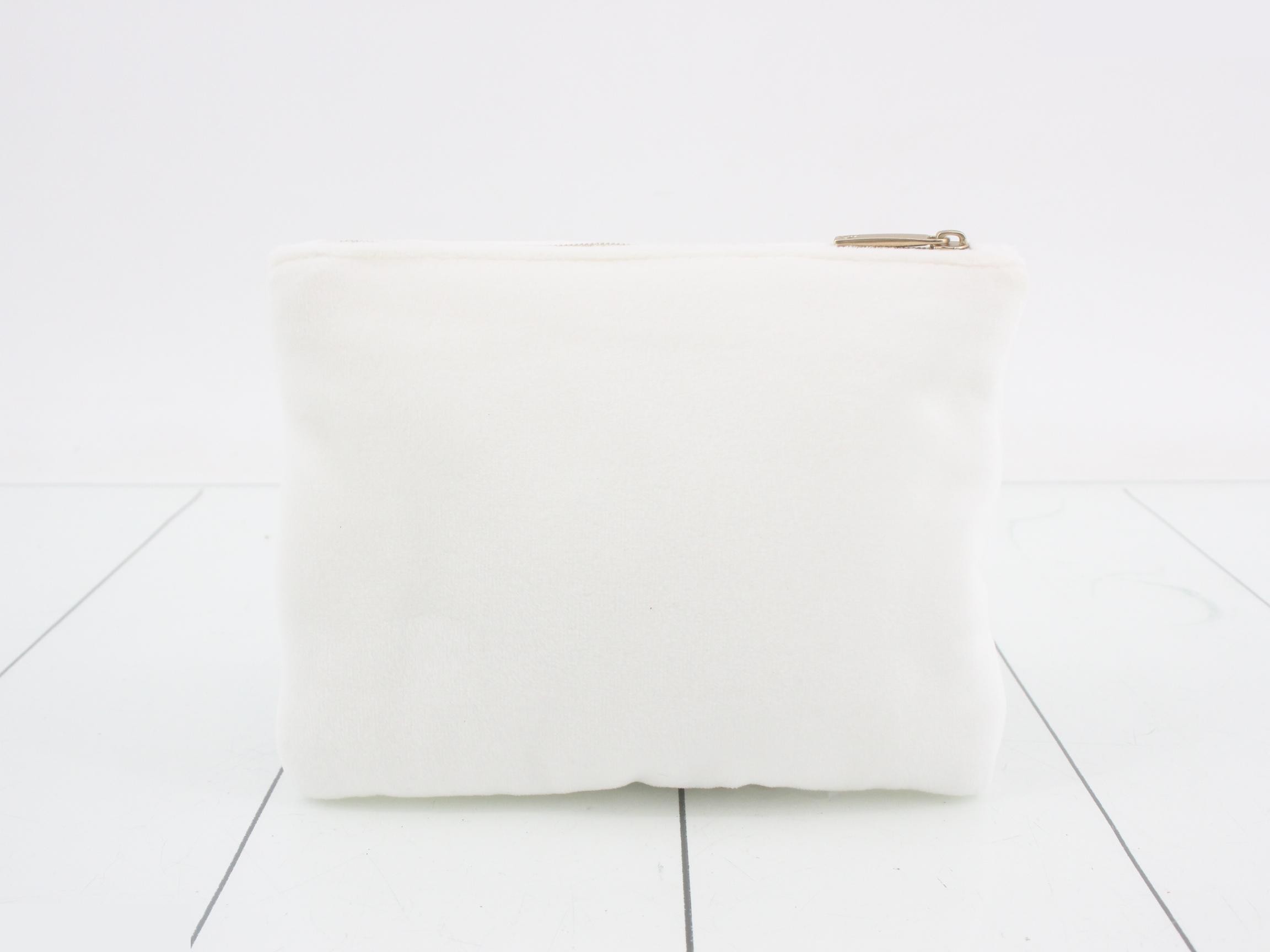 pouch — view 2