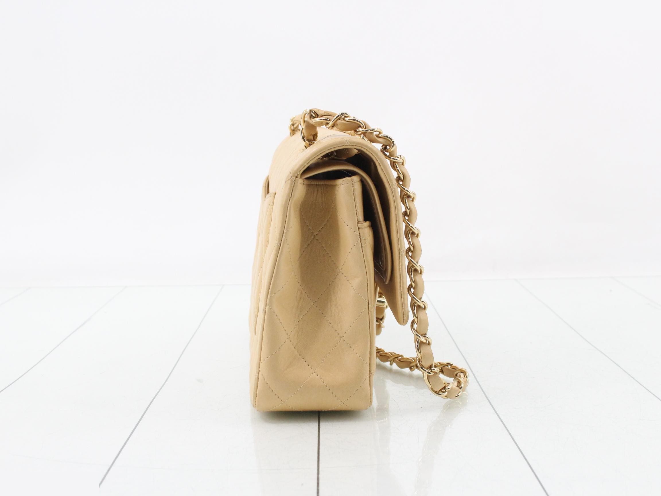 Matelassé 25 Lambskin Double Flap Double Chain Shoulder Bag — view 4