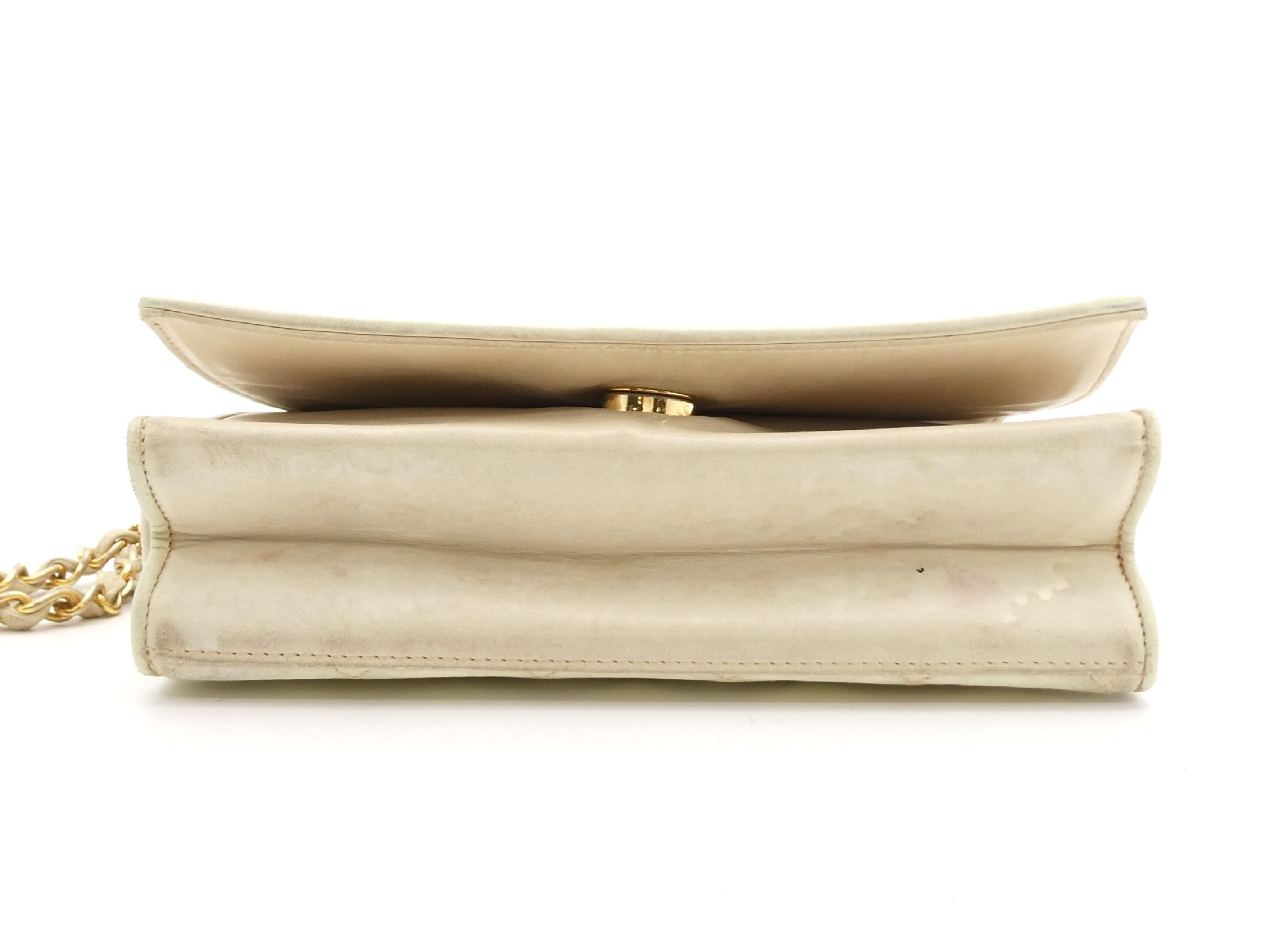 Matelassé Coco Mark Chain Shoulder Bag — view 5