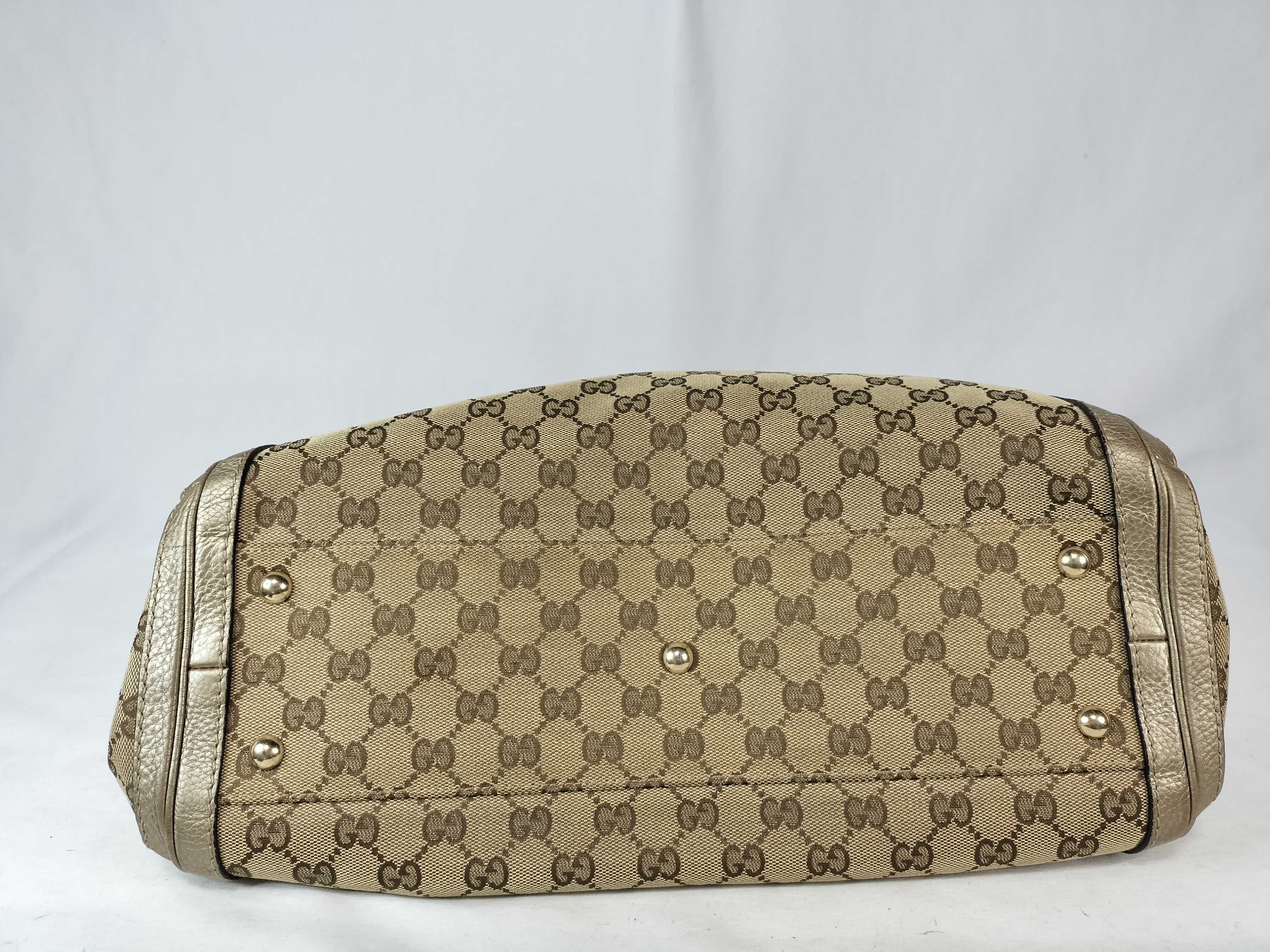 GG Canvas Gucci Handbag — view 9