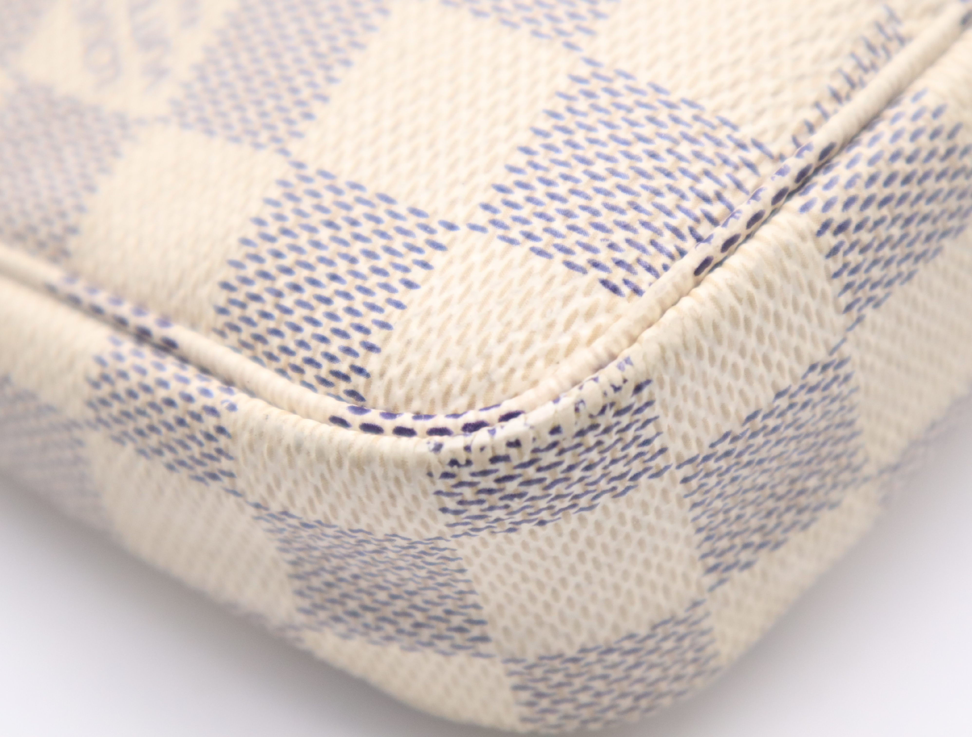 N51986 Azur Pochette Accessoires Pouch — view 5