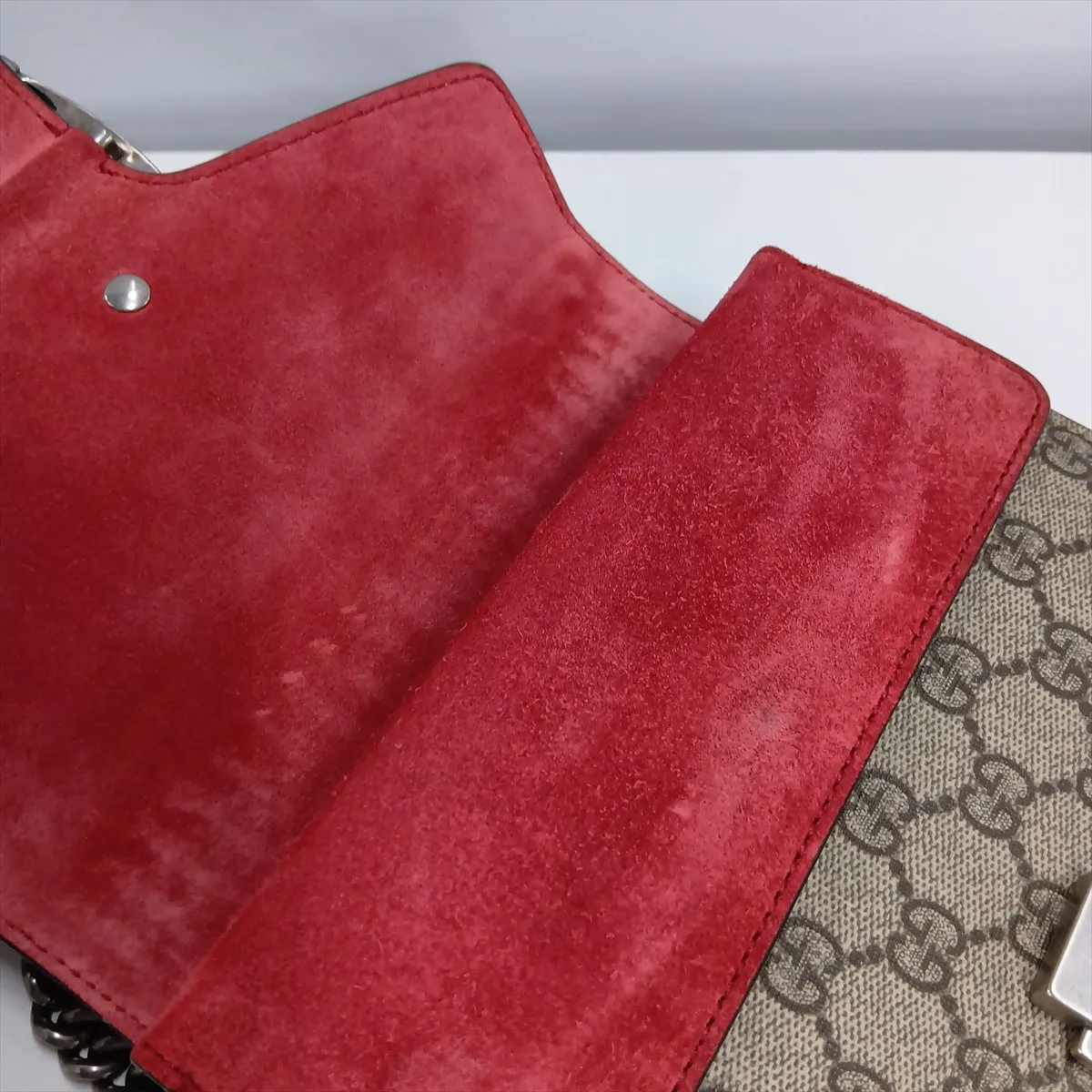 GG Supreme Dionysus 421970 PVC x Leather x Suede Chain Shoulder Bag Beige x Red — view 11