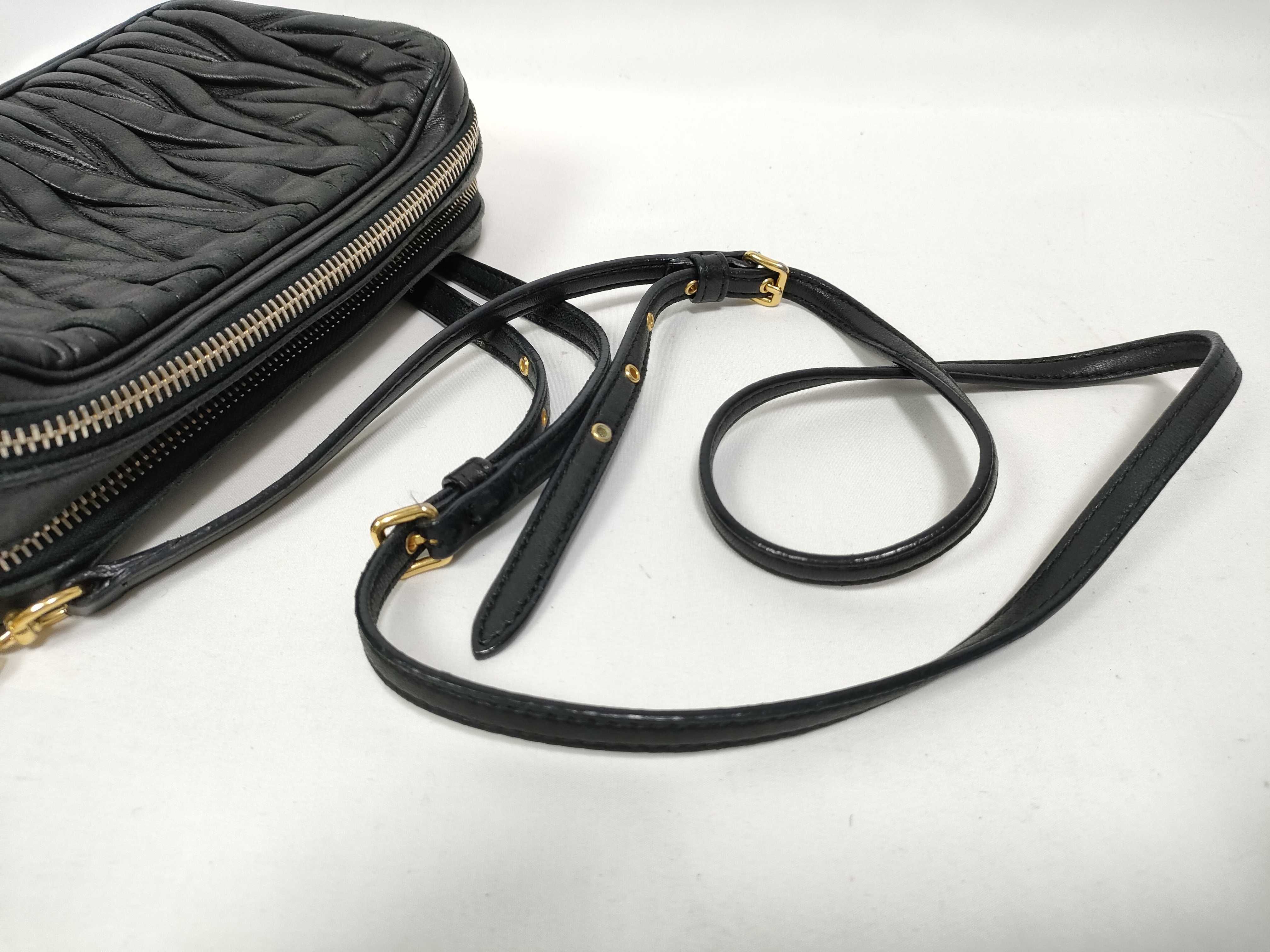 shoulder bag matelasse black shoulder bag — view 9