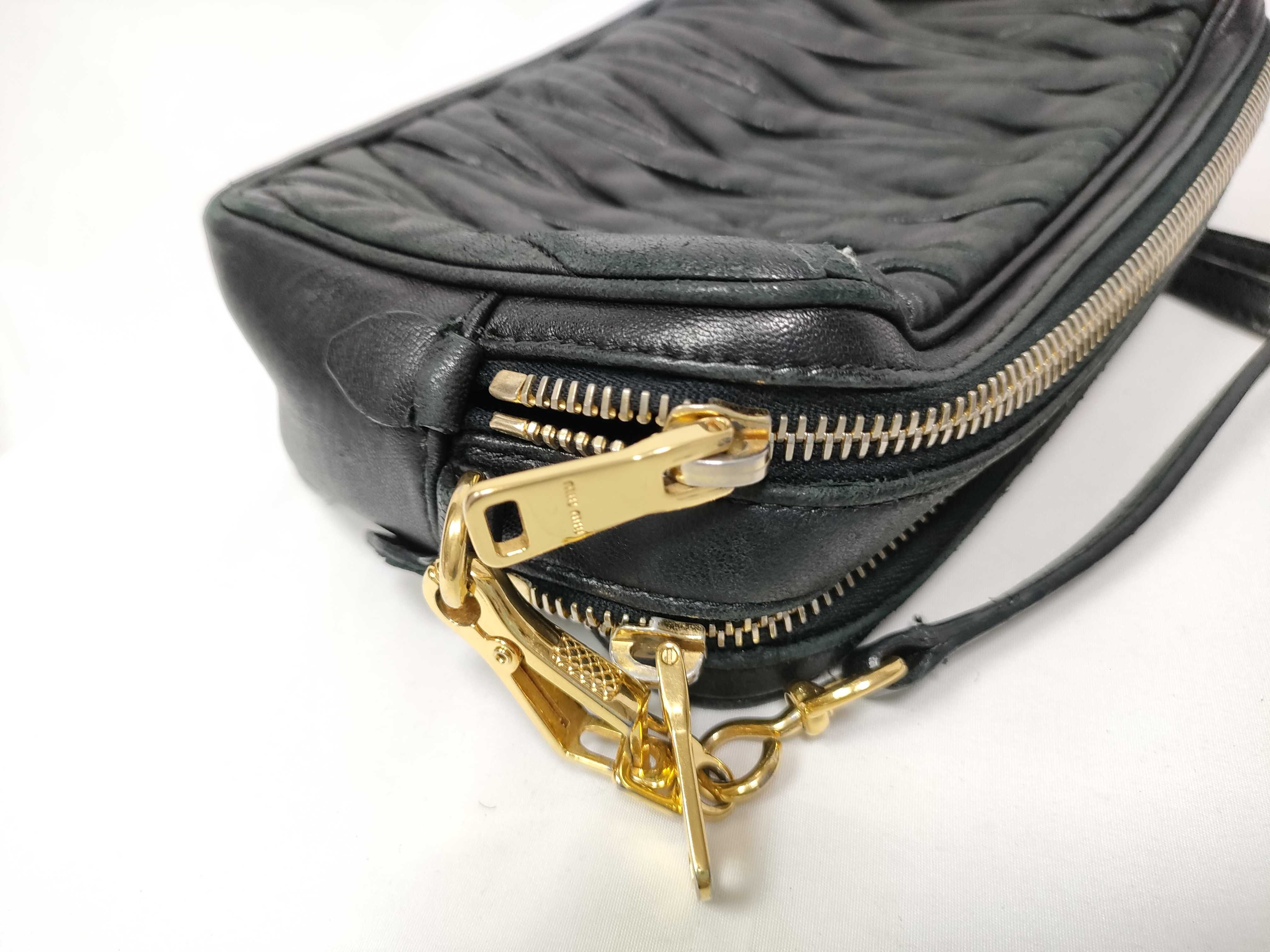 shoulder bag matelasse black shoulder bag — view 10