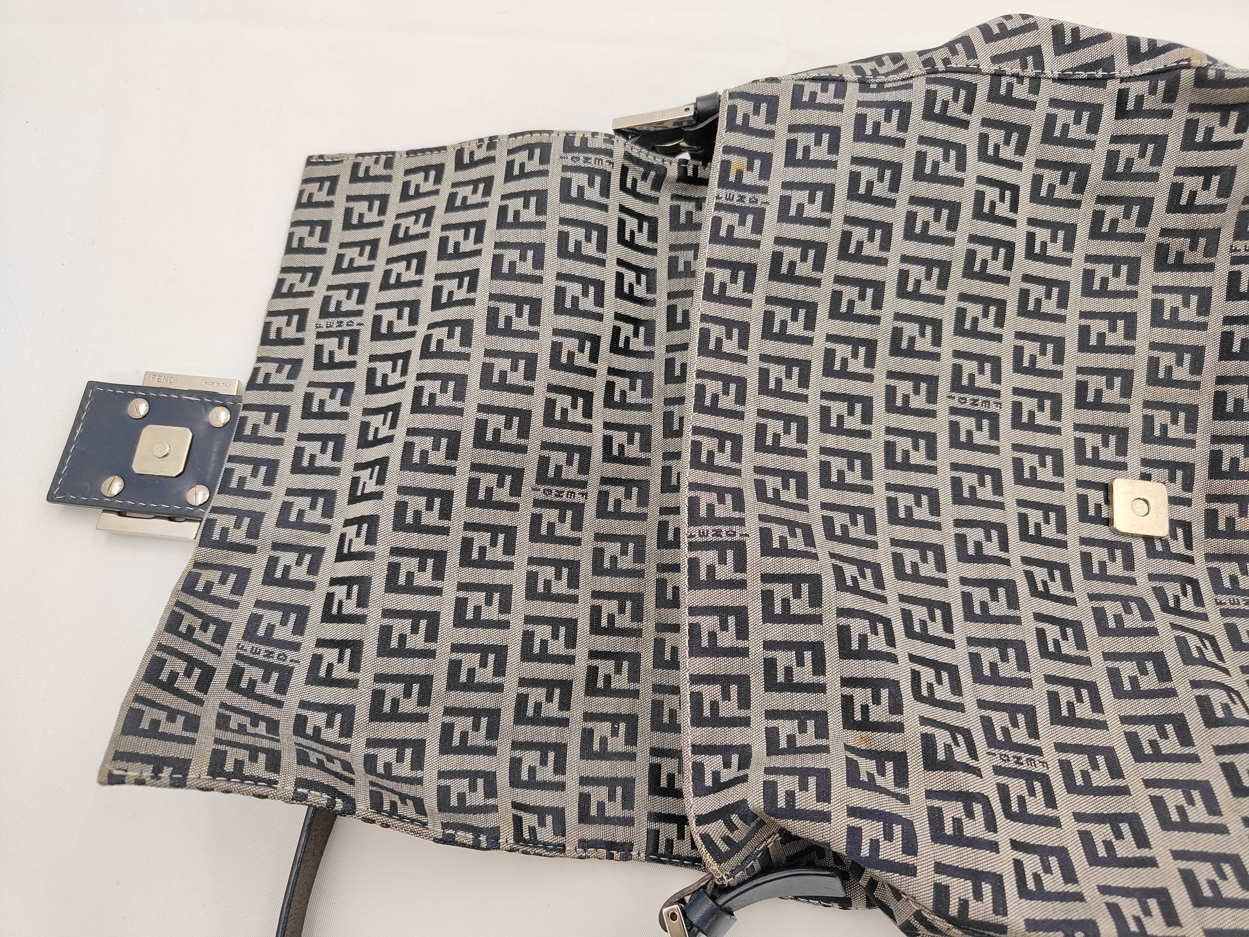 Zucchino Bucket Bag, Navy — view 14