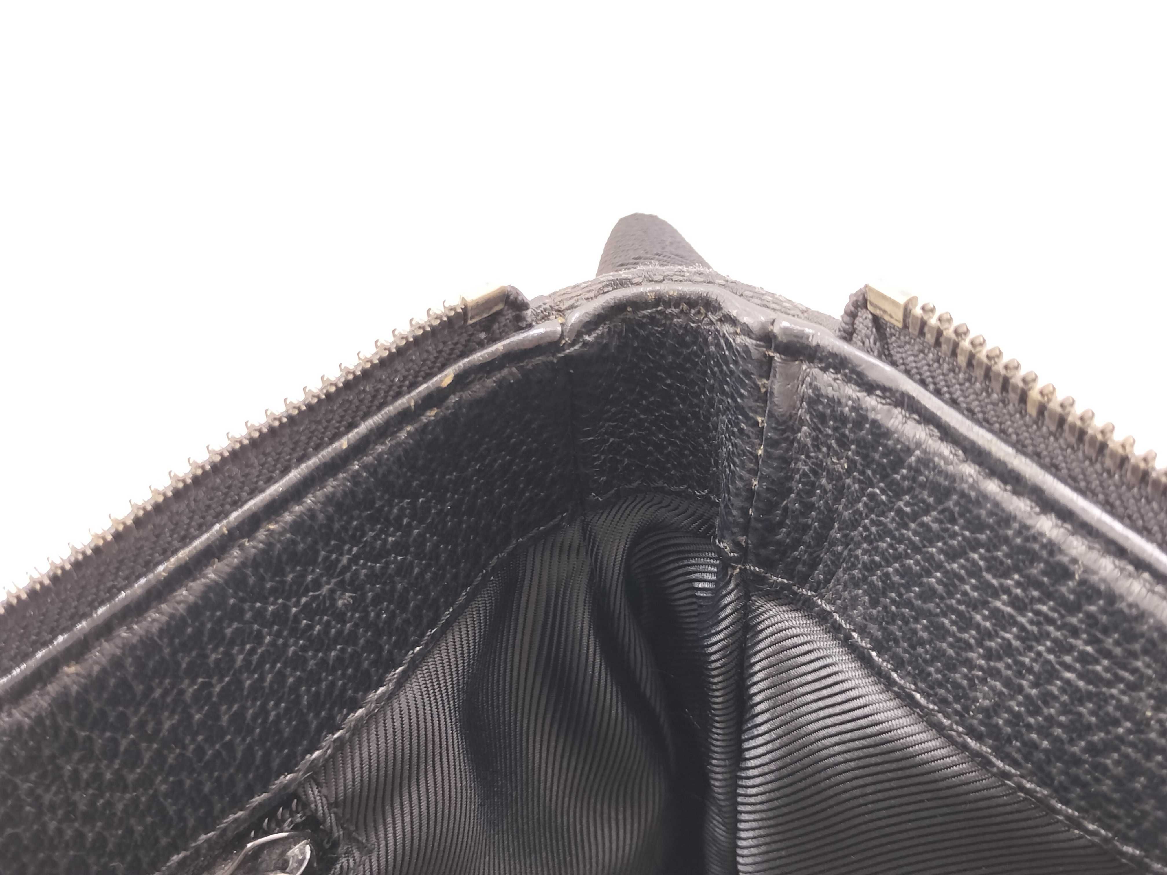 GG Canvas Shoulder Bag (Canvas x Leather) — view 13