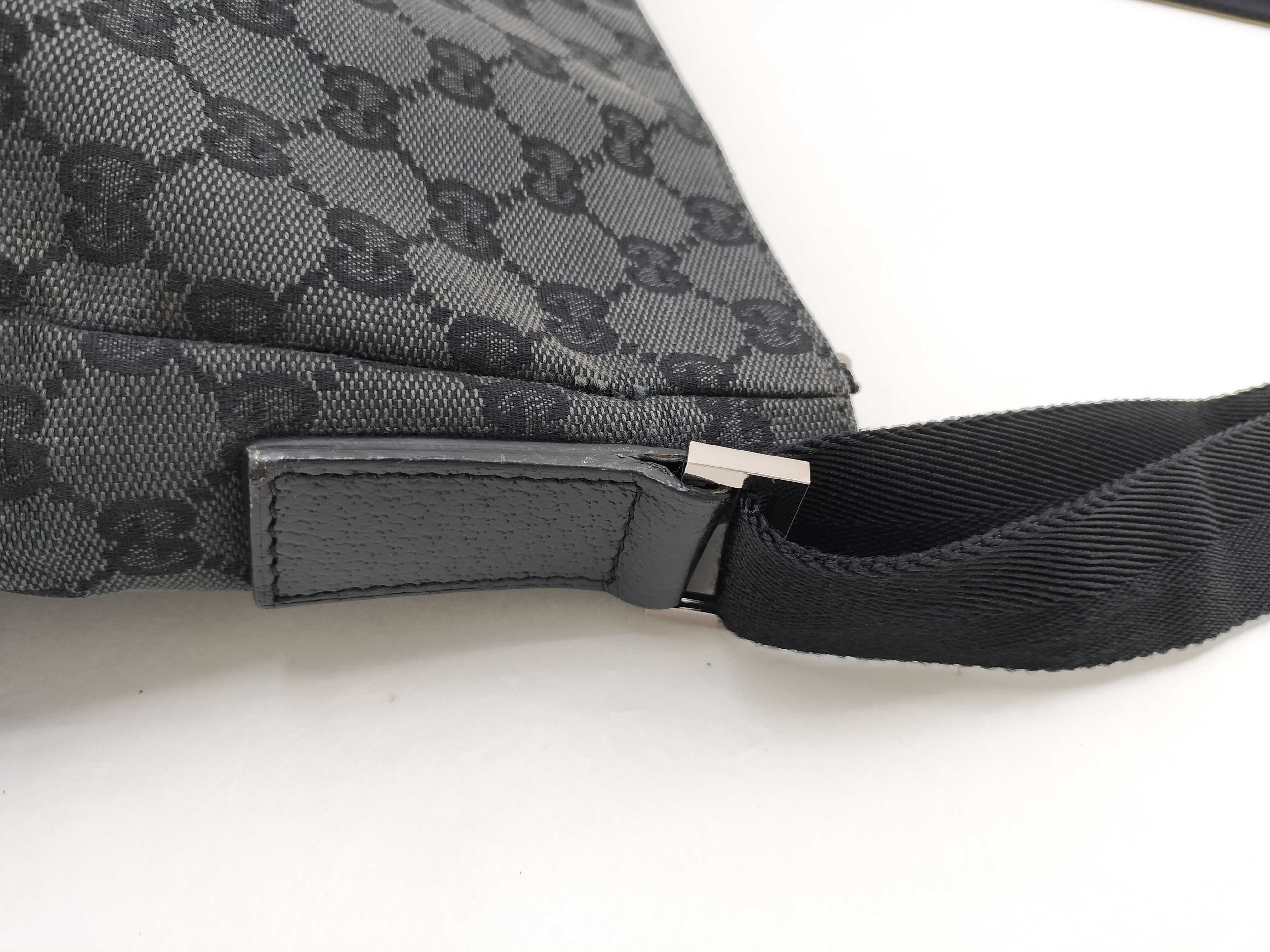 GG Canvas Shoulder Bag (Canvas x Leather) — view 5